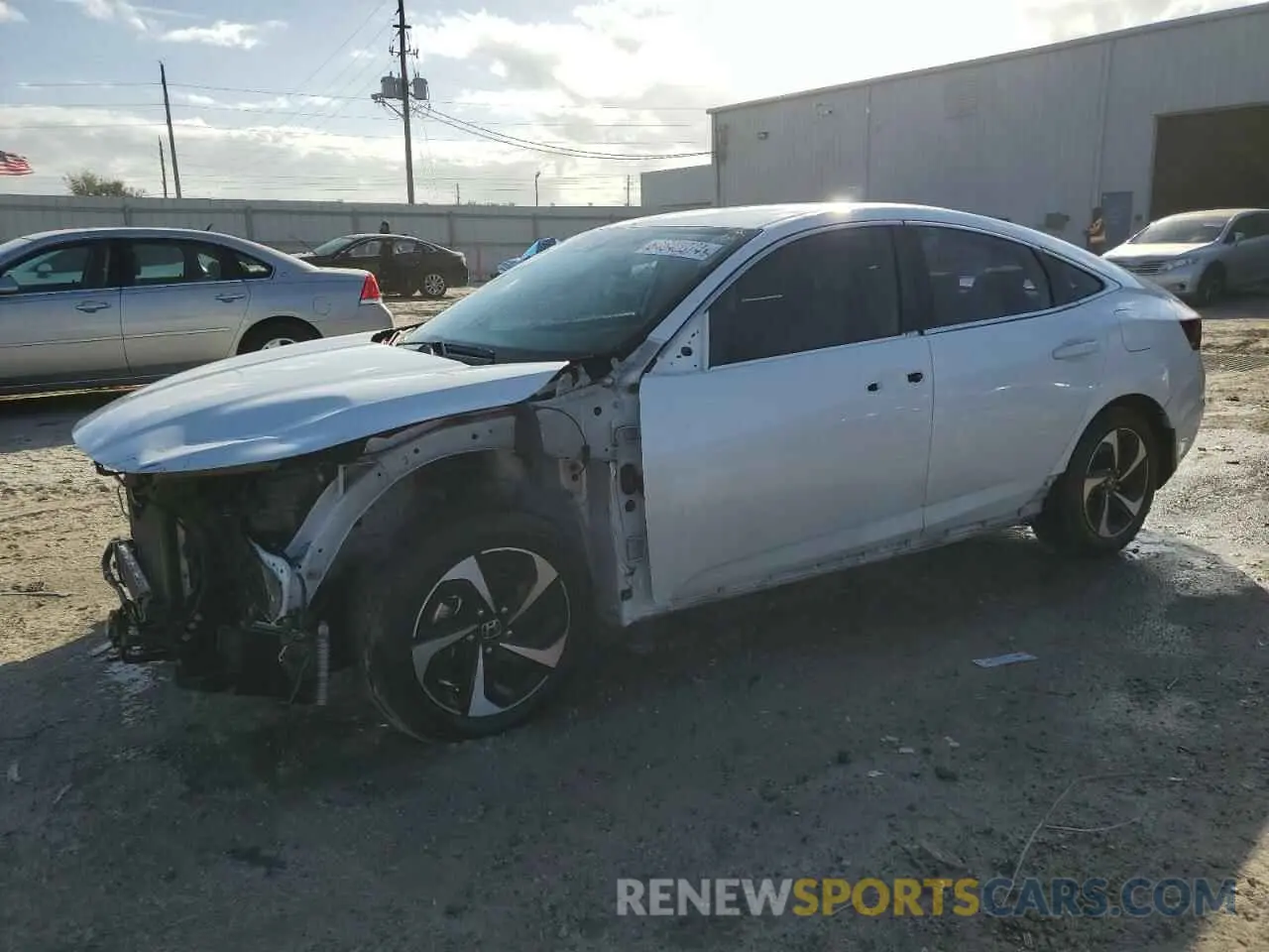 1 Photograph of a damaged car 19XZE4F50NE003532 HONDA INSIGHT 2022