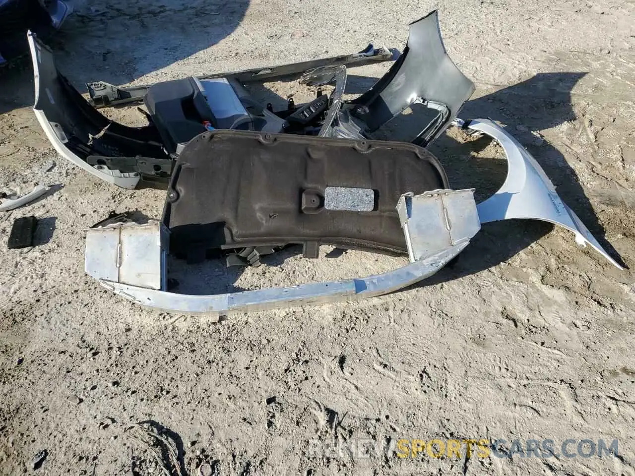 12 Photograph of a damaged car 19XZE4F50NE003532 HONDA INSIGHT 2022