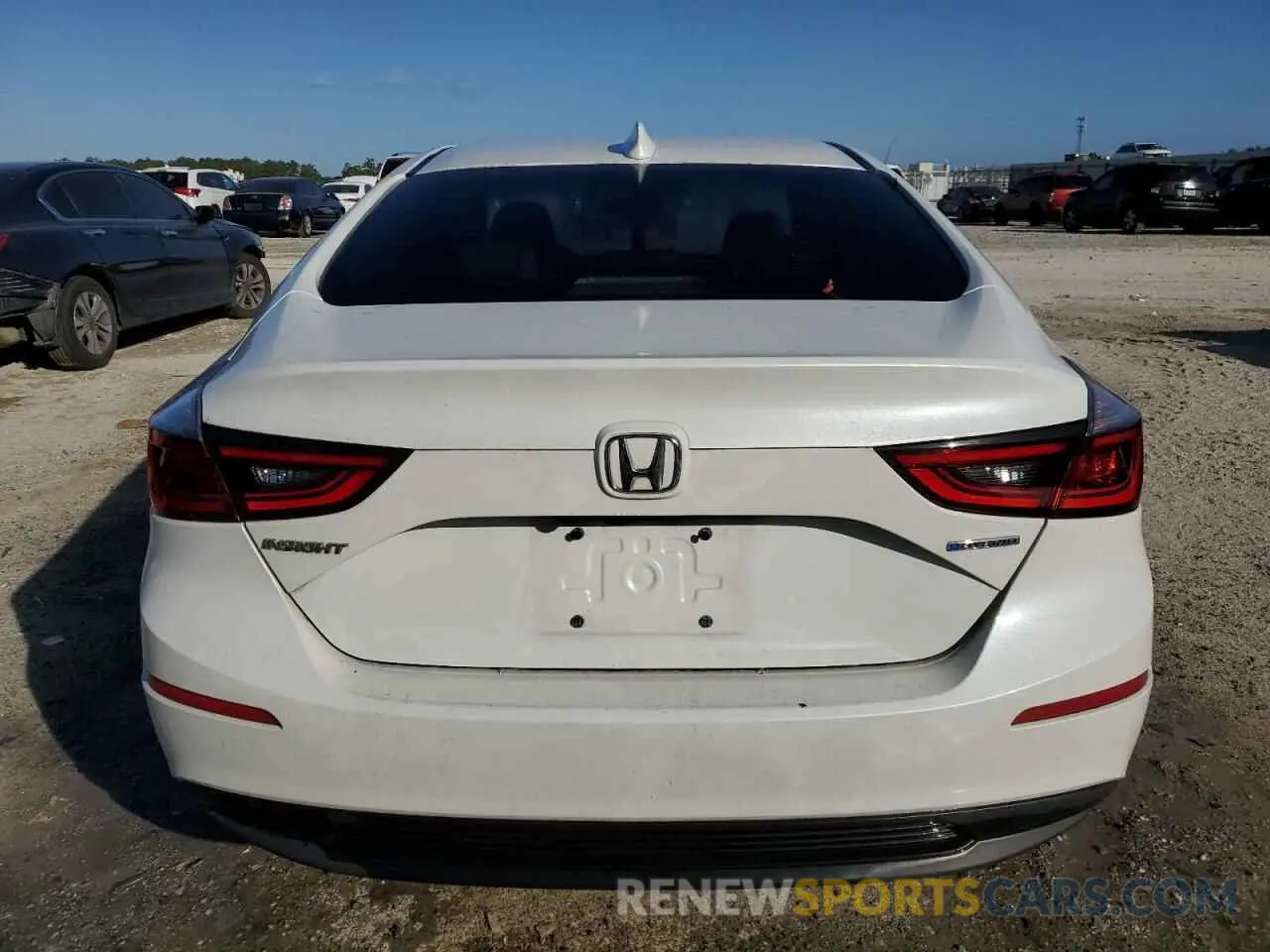 6 Photograph of a damaged car 19XZE4F50NE003532 HONDA INSIGHT 2022