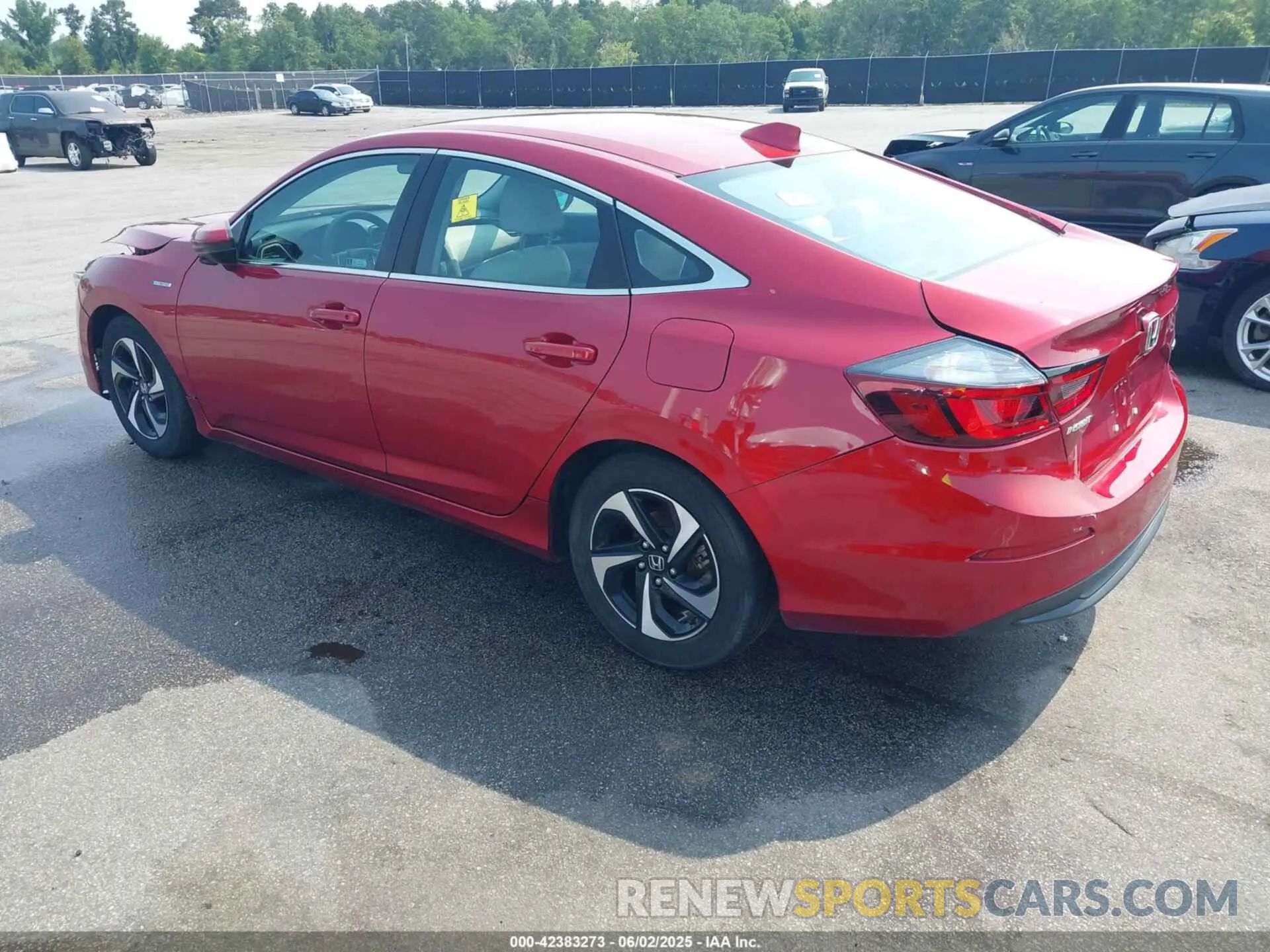 3 Photograph of a damaged car 19XZE4F50NE003918 HONDA INSIGHT 2022