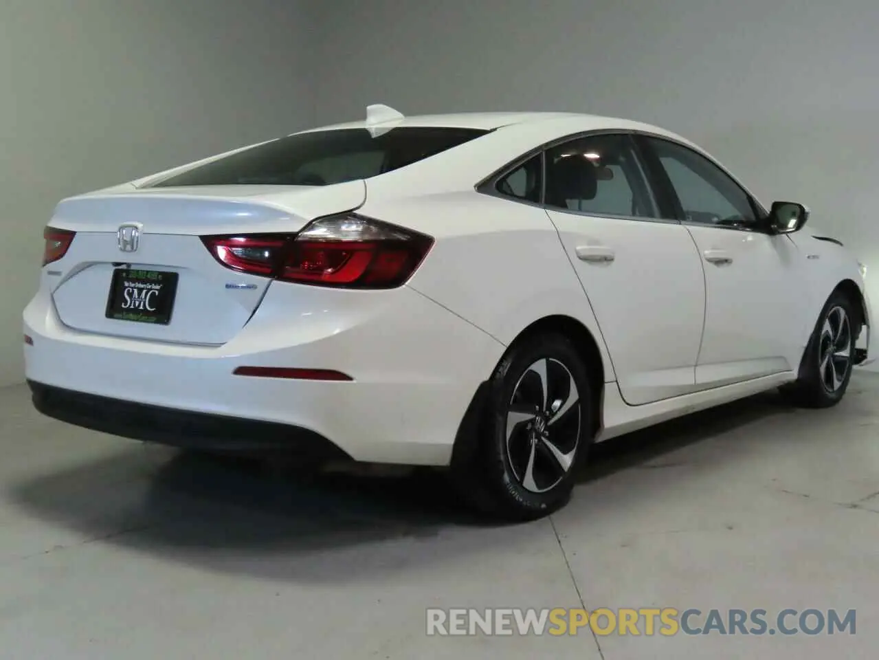 3 Photograph of a damaged car 19XZE4F51NE000896 HONDA INSIGHT 2022