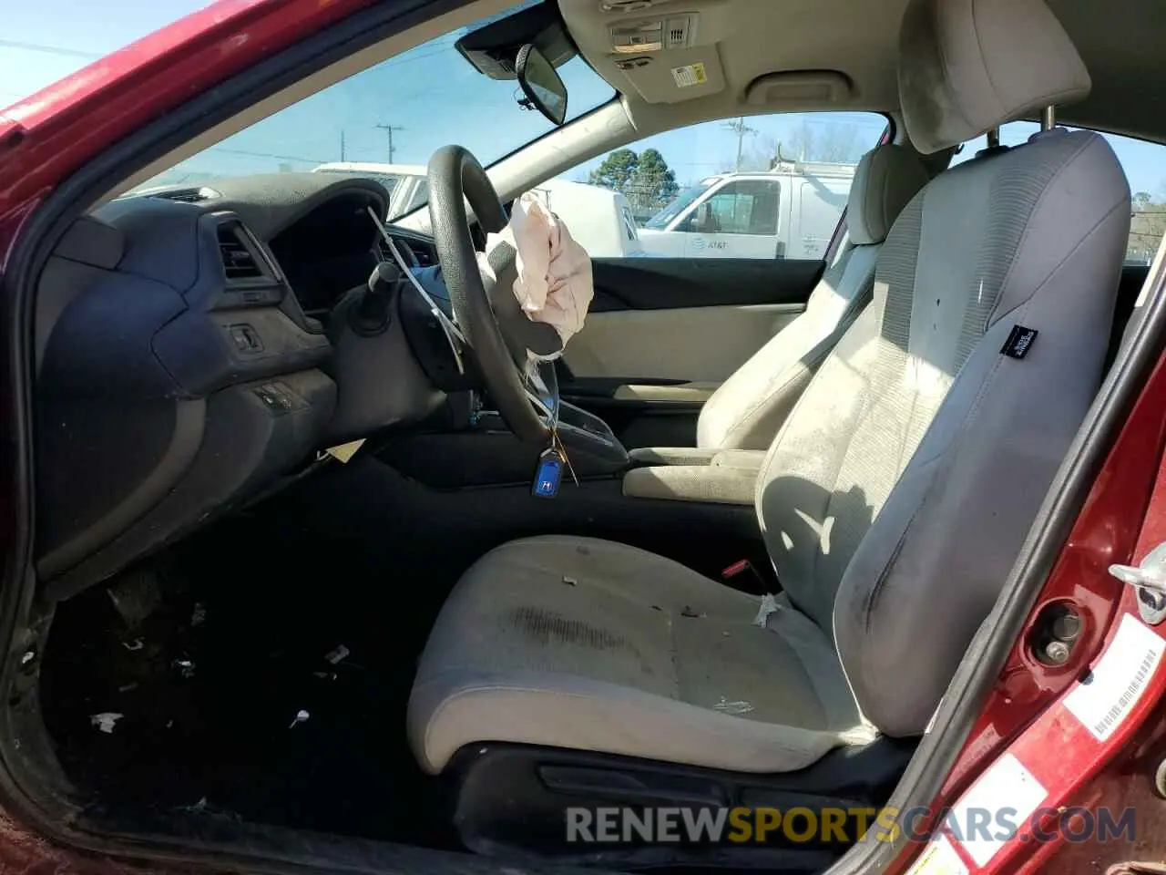 7 Photograph of a damaged car 19XZE4F51NE007136 HONDA INSIGHT 2022