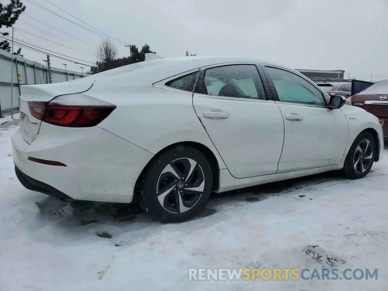 3 Photograph of a damaged car 19XZE4F51NE010943 HONDA INSIGHT 2022