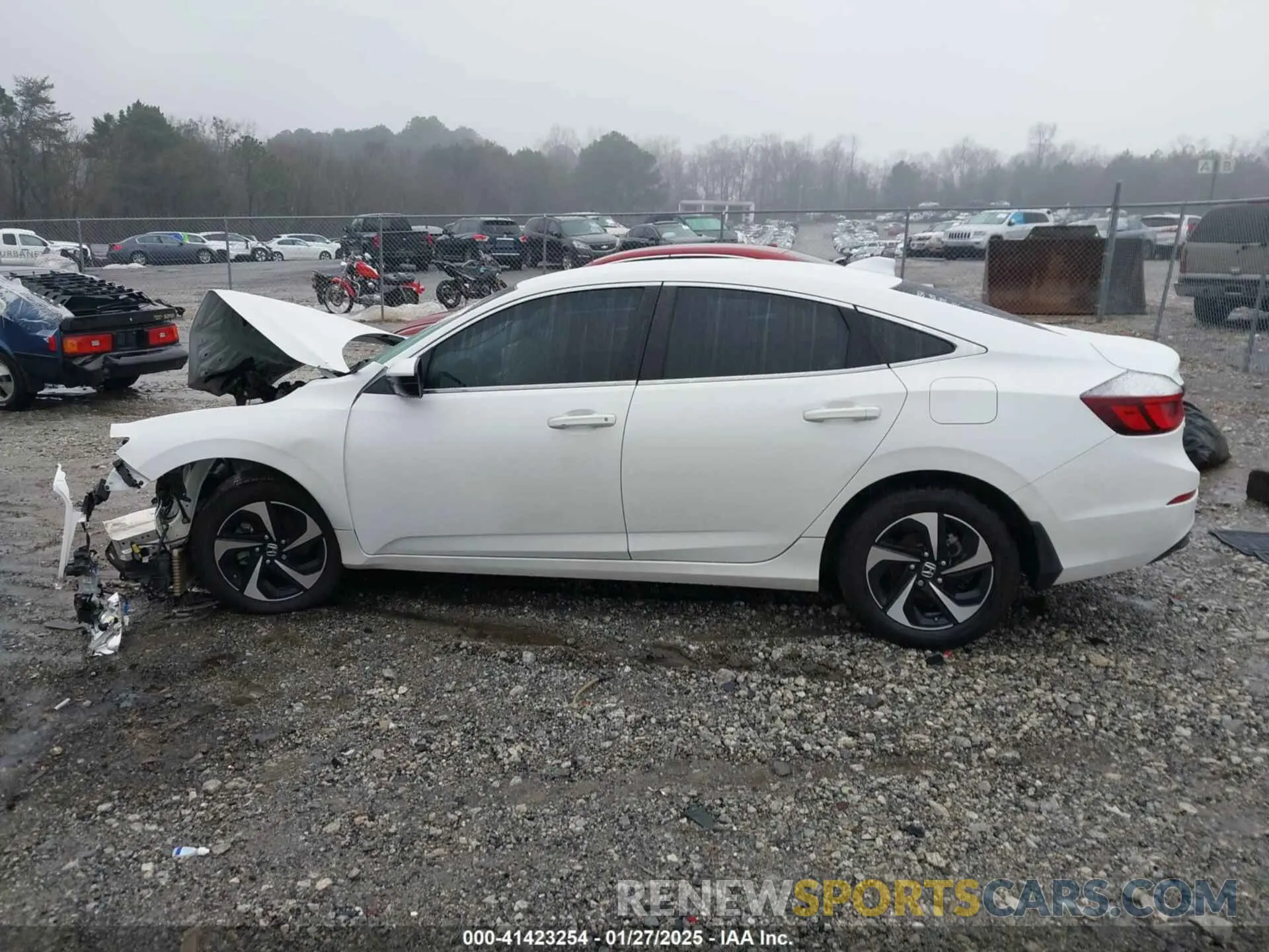 14 Photograph of a damaged car 19XZE4F52NE002561 HONDA INSIGHT 2022