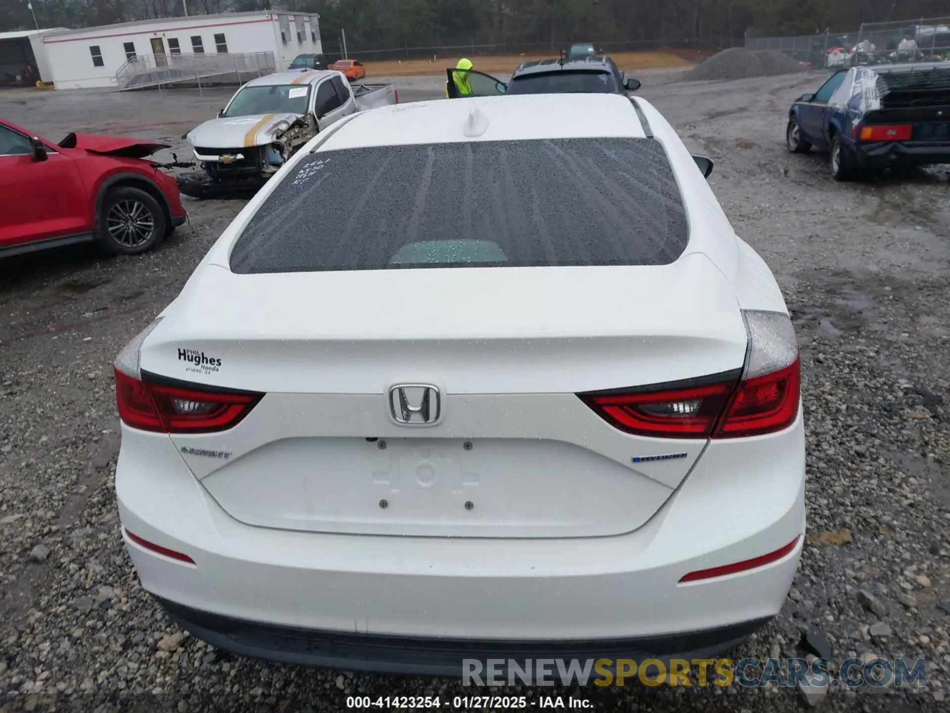16 Photograph of a damaged car 19XZE4F52NE002561 HONDA INSIGHT 2022