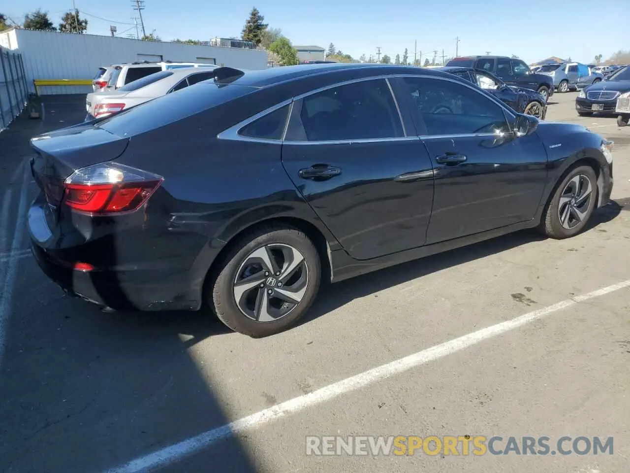 3 Photograph of a damaged car 19XZE4F52NE004911 HONDA INSIGHT 2022