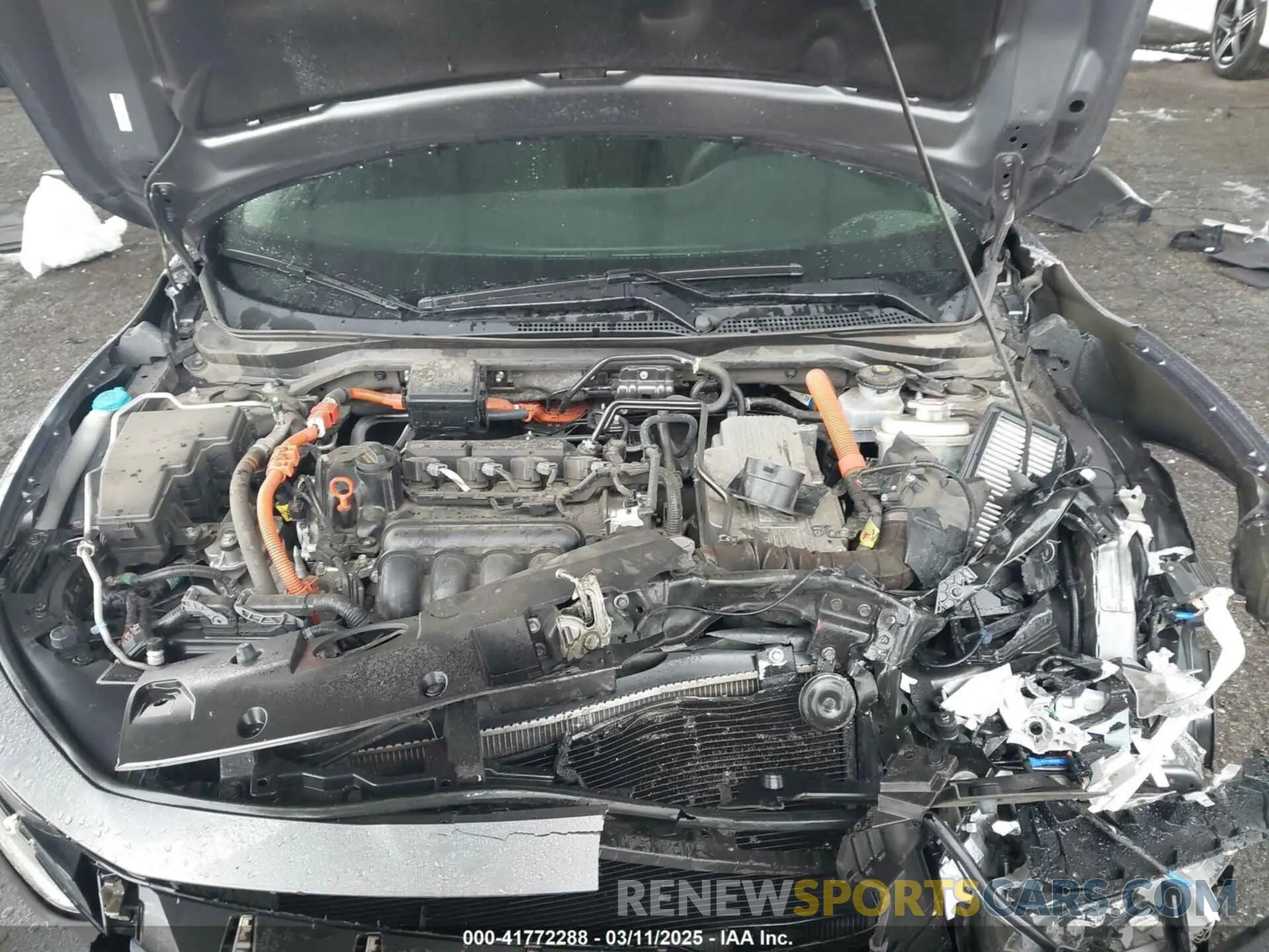 10 Photograph of a damaged car 19XZE4F52NE009235 HONDA INSIGHT 2022