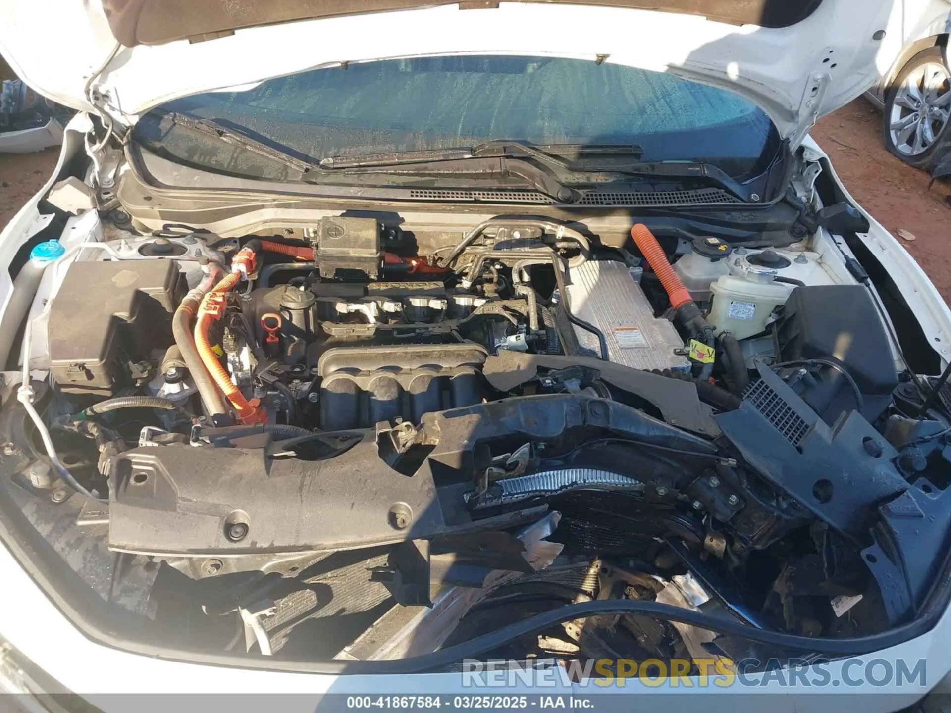 10 Photograph of a damaged car 19XZE4F53NE000687 HONDA INSIGHT 2022