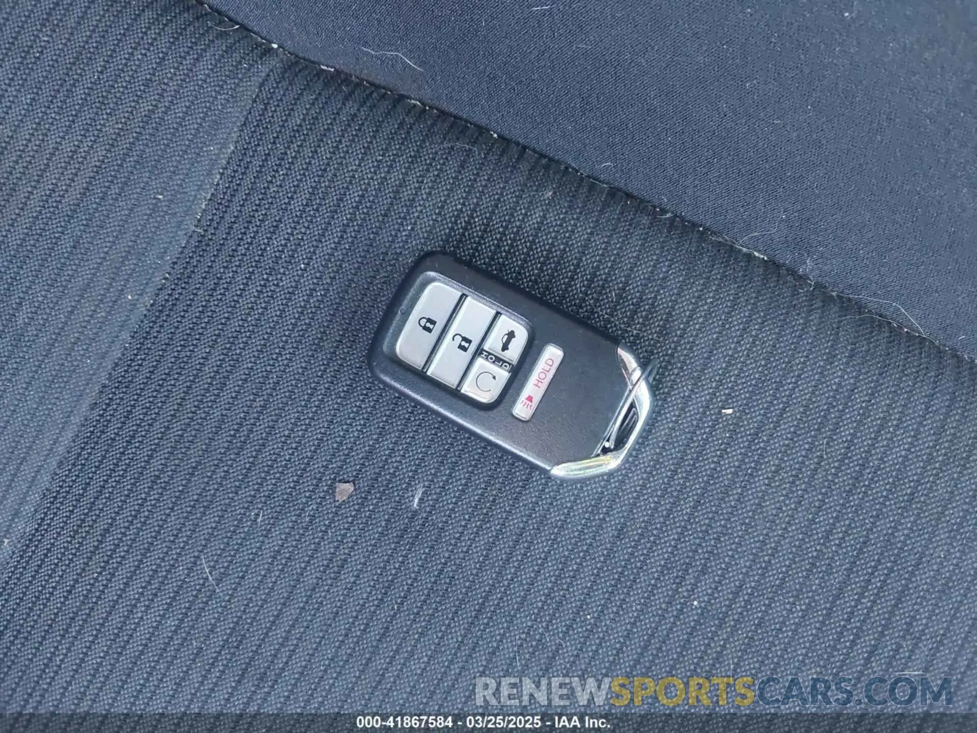 11 Photograph of a damaged car 19XZE4F53NE000687 HONDA INSIGHT 2022