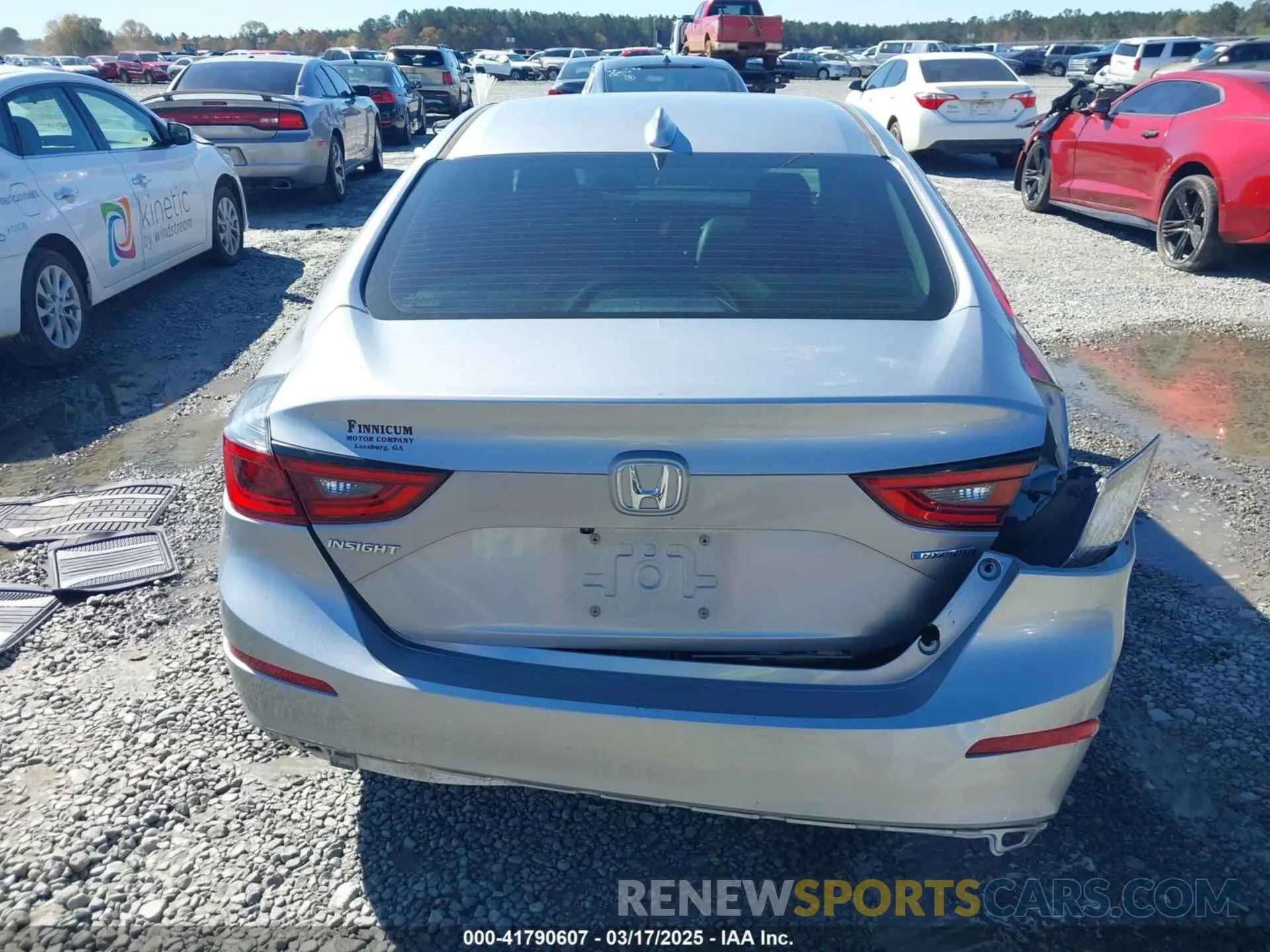 16 Photograph of a damaged car 19XZE4F53NE011138 HONDA INSIGHT 2022