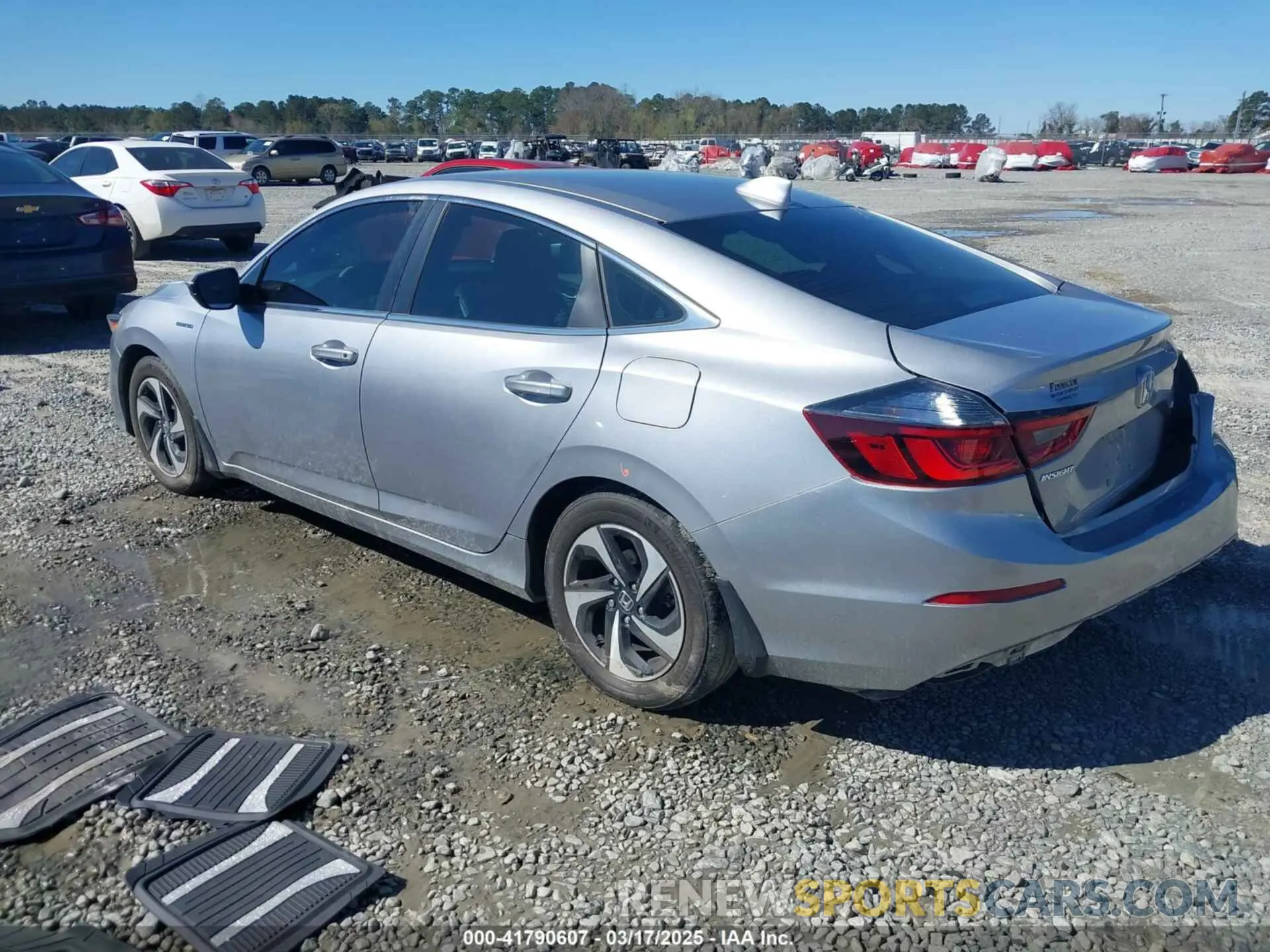 3 Photograph of a damaged car 19XZE4F53NE011138 HONDA INSIGHT 2022