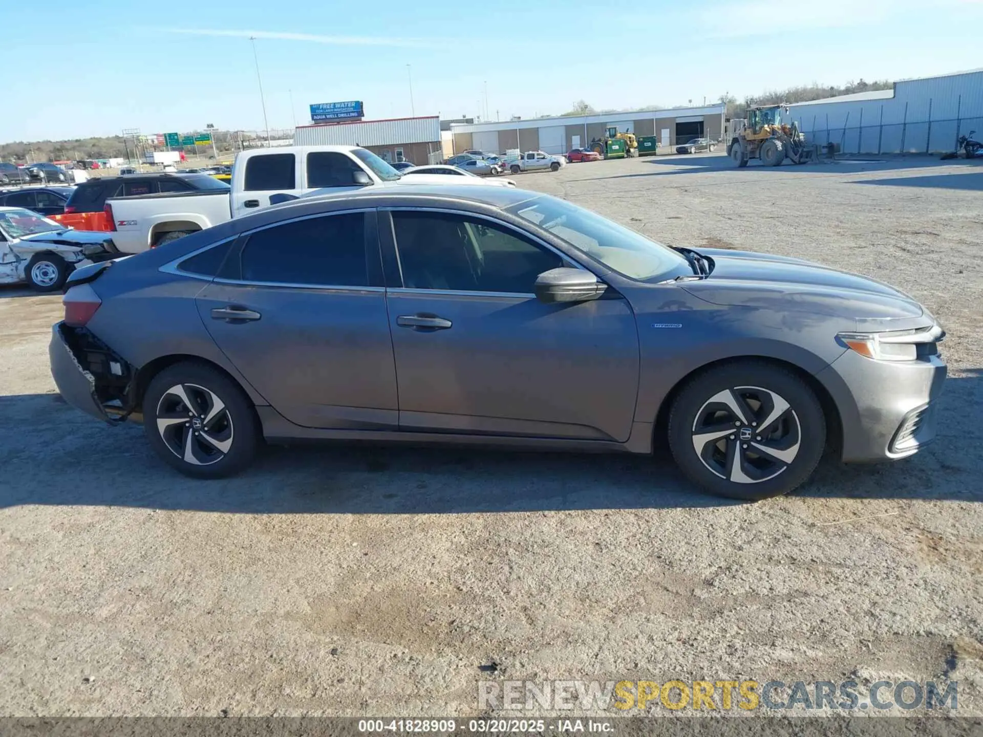 13 Photograph of a damaged car 19XZE4F54NE003579 HONDA INSIGHT 2022
