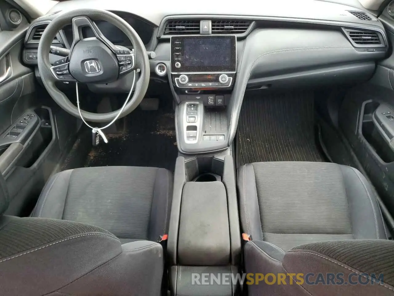 8 Photograph of a damaged car 19XZE4F55NE003056 HONDA INSIGHT 2022