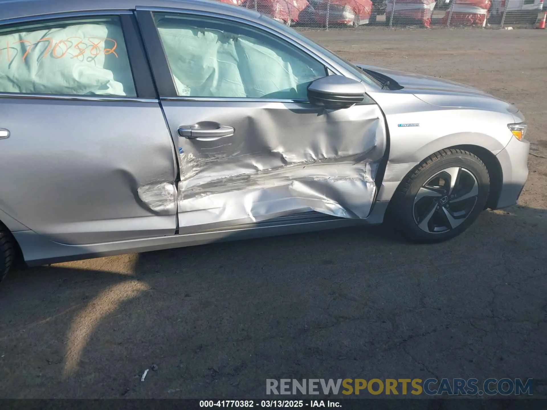 6 Photograph of a damaged car 19XZE4F56NE000425 HONDA INSIGHT 2022
