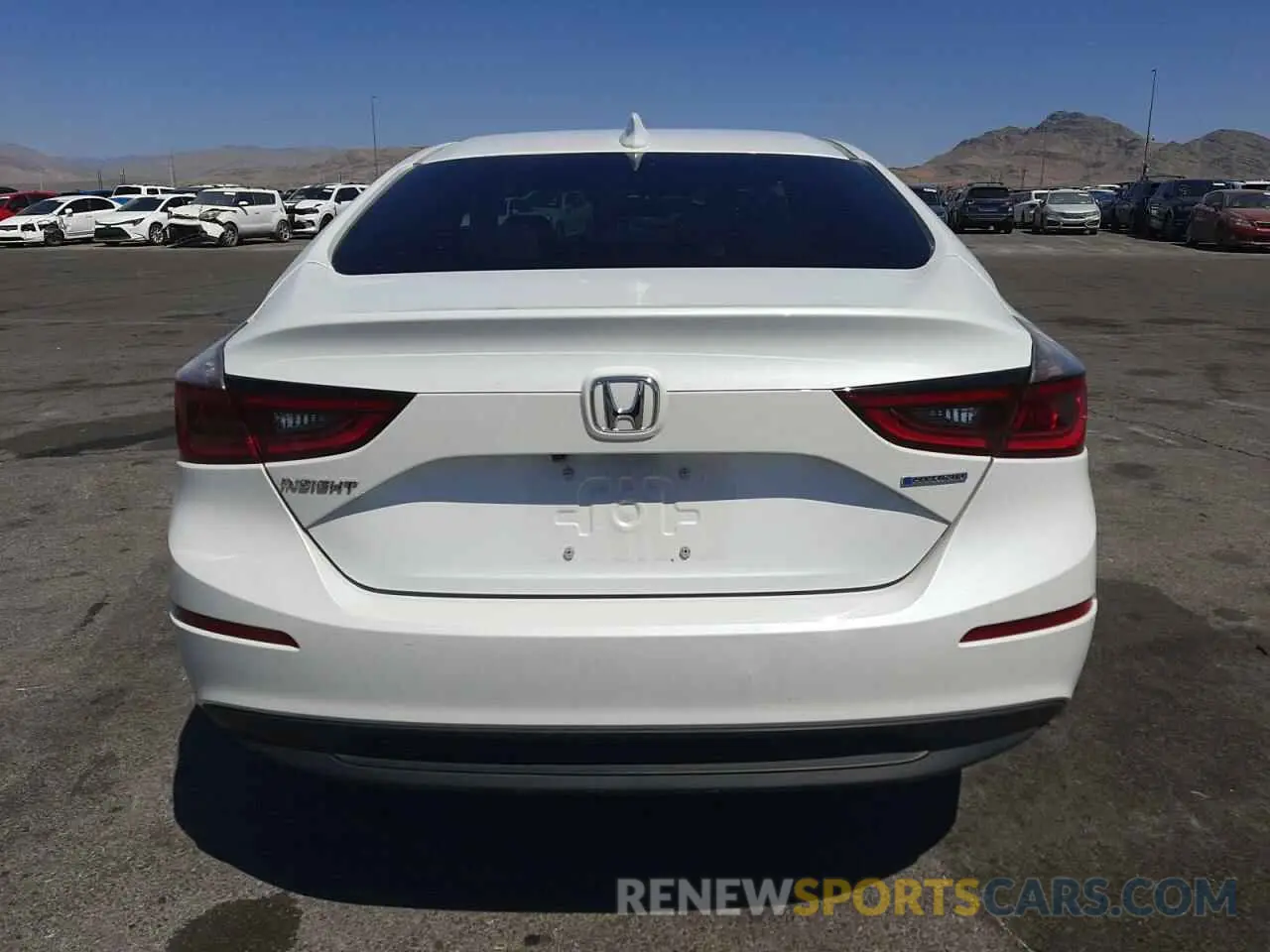 6 Photograph of a damaged car 19XZE4F56NE003261 HONDA INSIGHT 2022