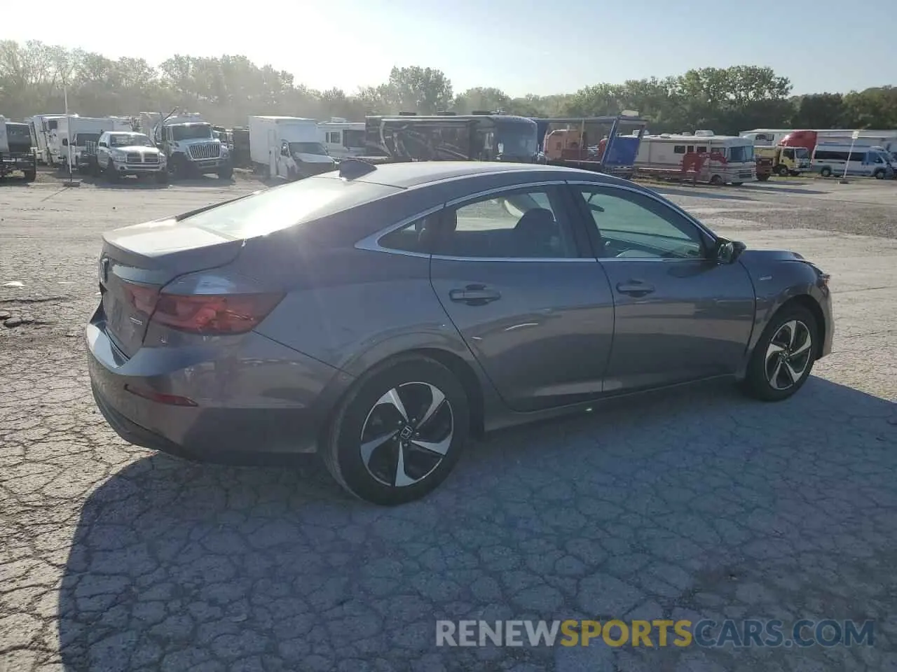 3 Photograph of a damaged car 19XZE4F58NE006386 HONDA INSIGHT 2022