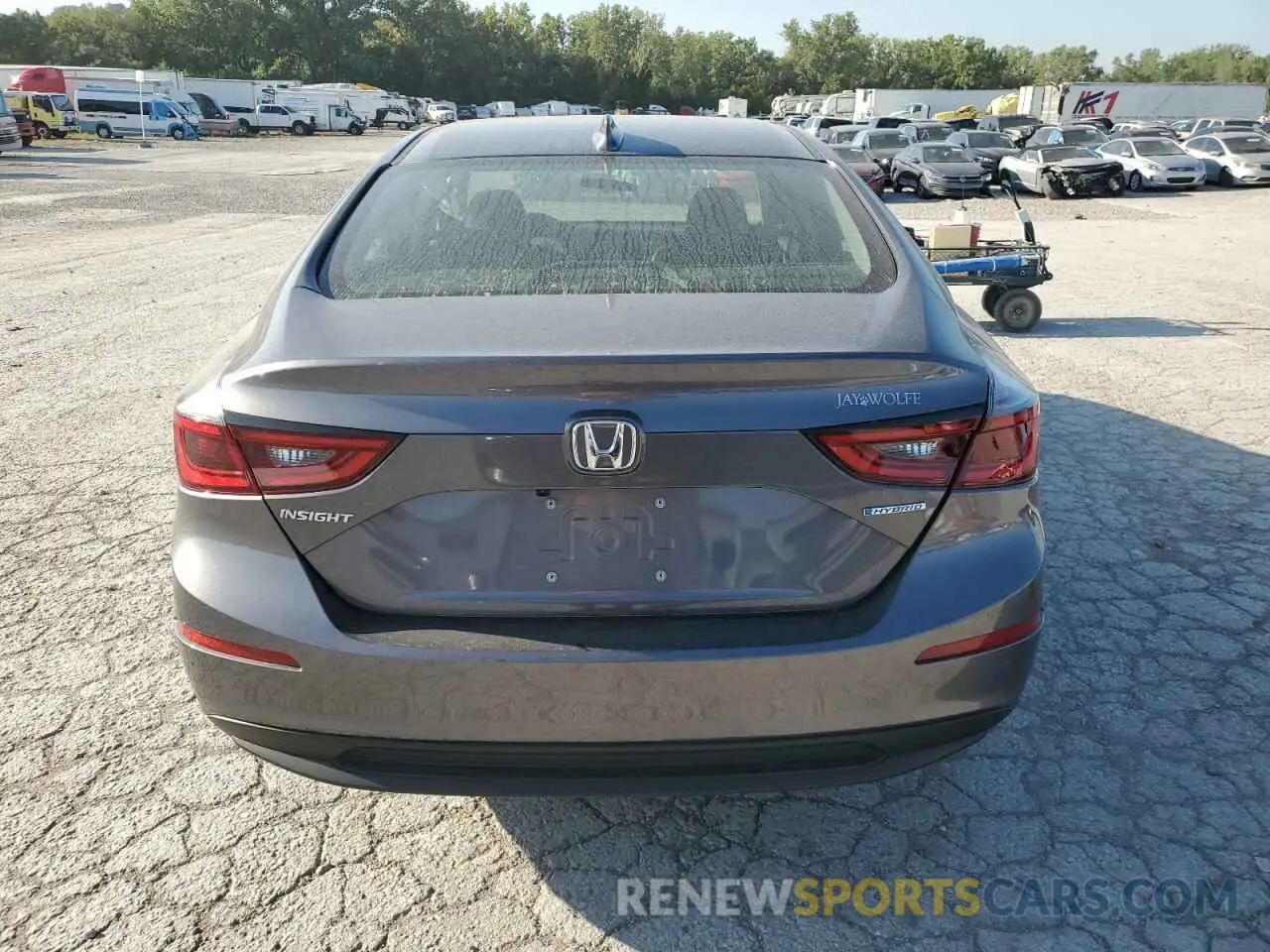 6 Photograph of a damaged car 19XZE4F58NE006386 HONDA INSIGHT 2022