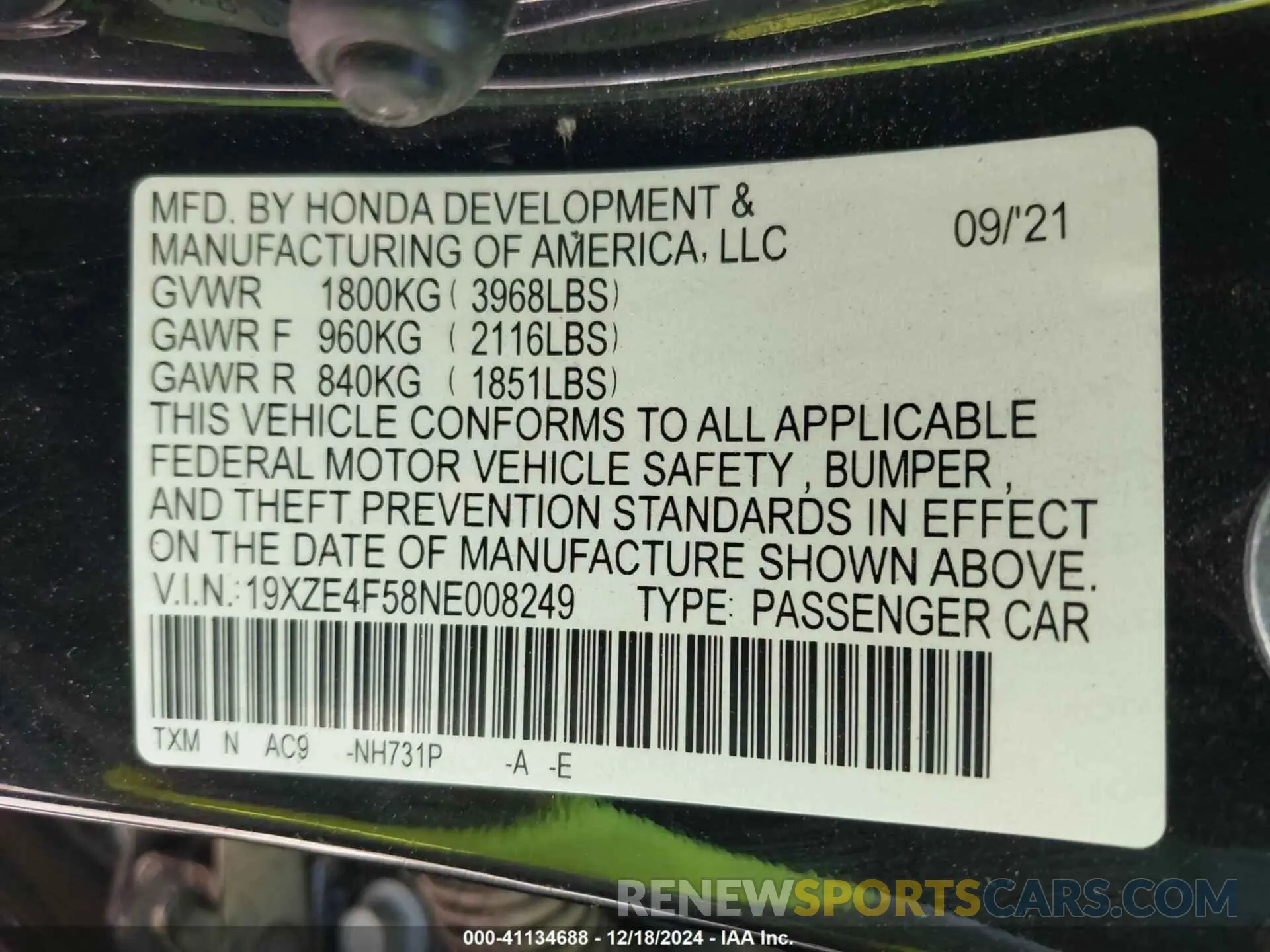 9 Photograph of a damaged car 19XZE4F58NE008249 HONDA INSIGHT 2022