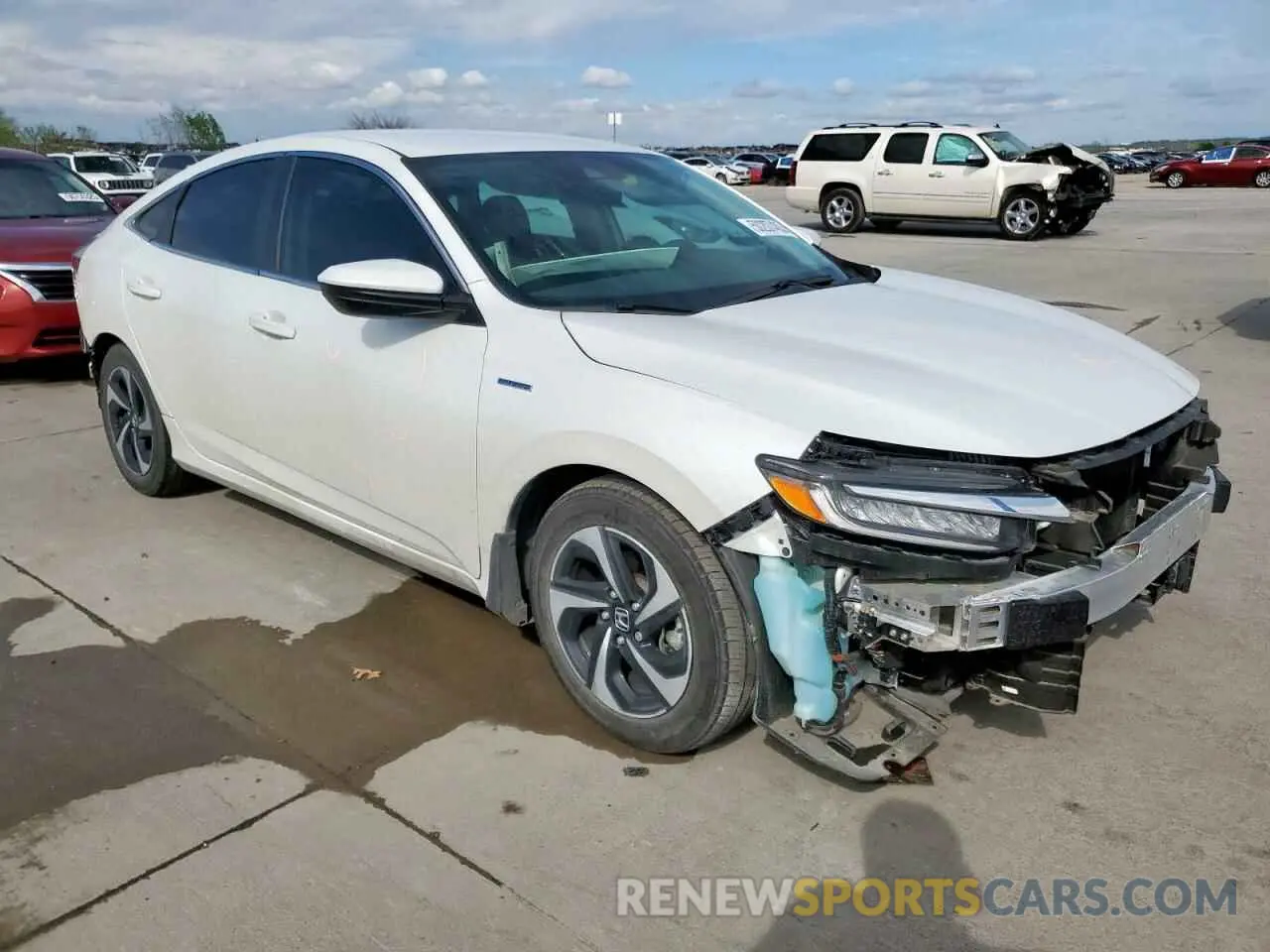 4 Photograph of a damaged car 19XZE4F59NE010298 HONDA INSIGHT 2022