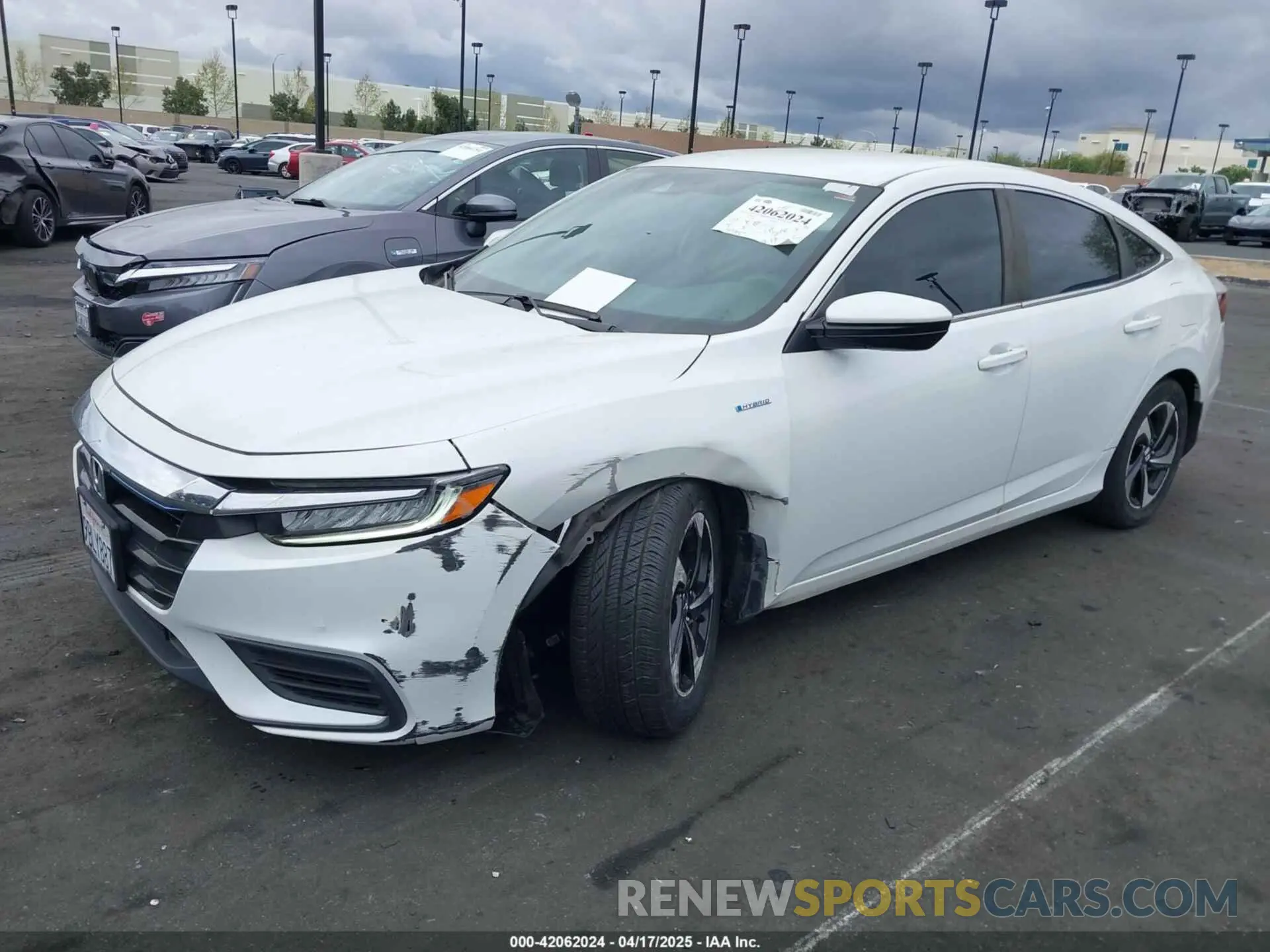 6 Photograph of a damaged car 19XZE4F59NE012052 HONDA INSIGHT 2022