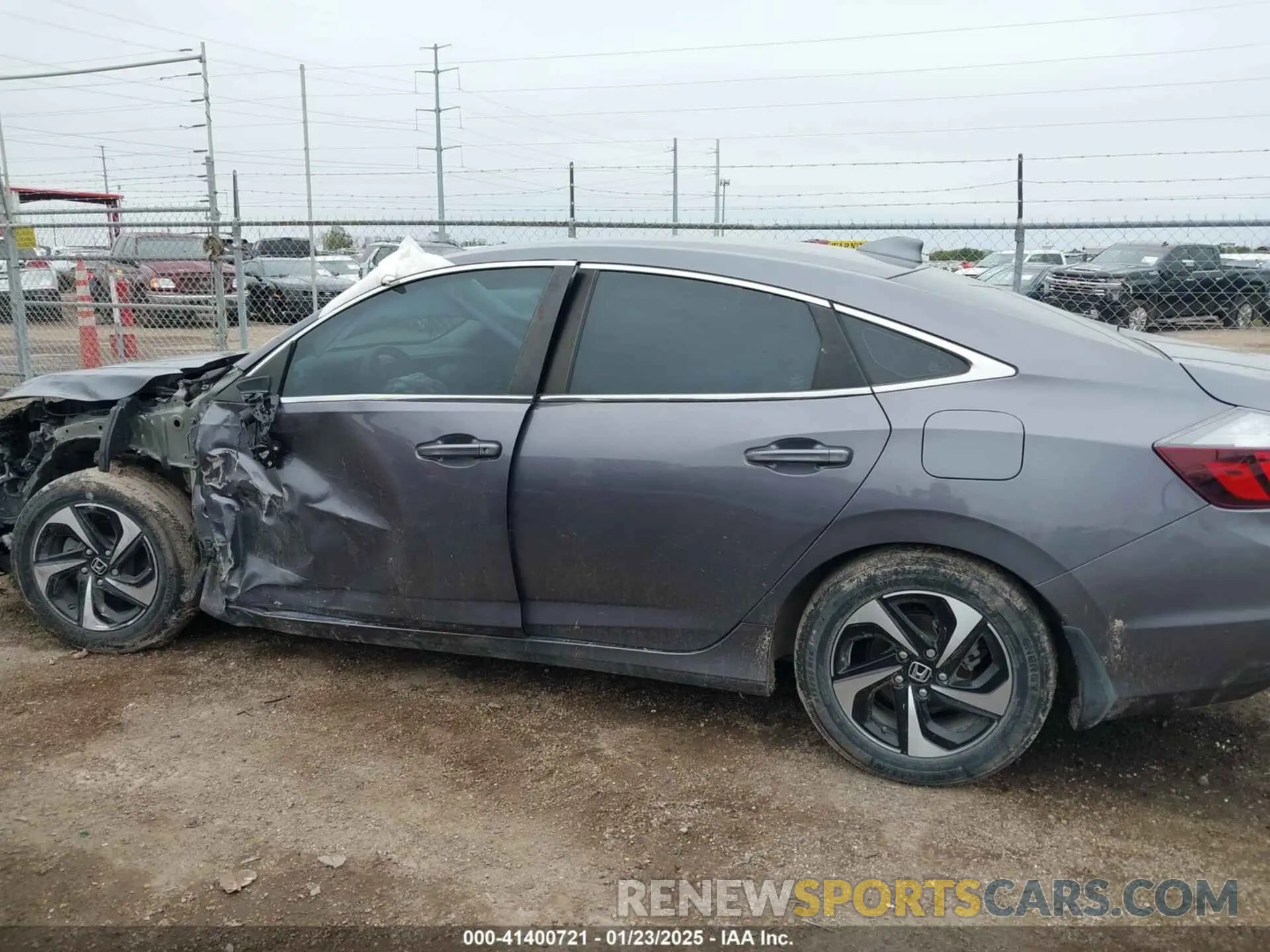 15 Photograph of a damaged car 19XZE4F5XNE002971 HONDA INSIGHT 2022