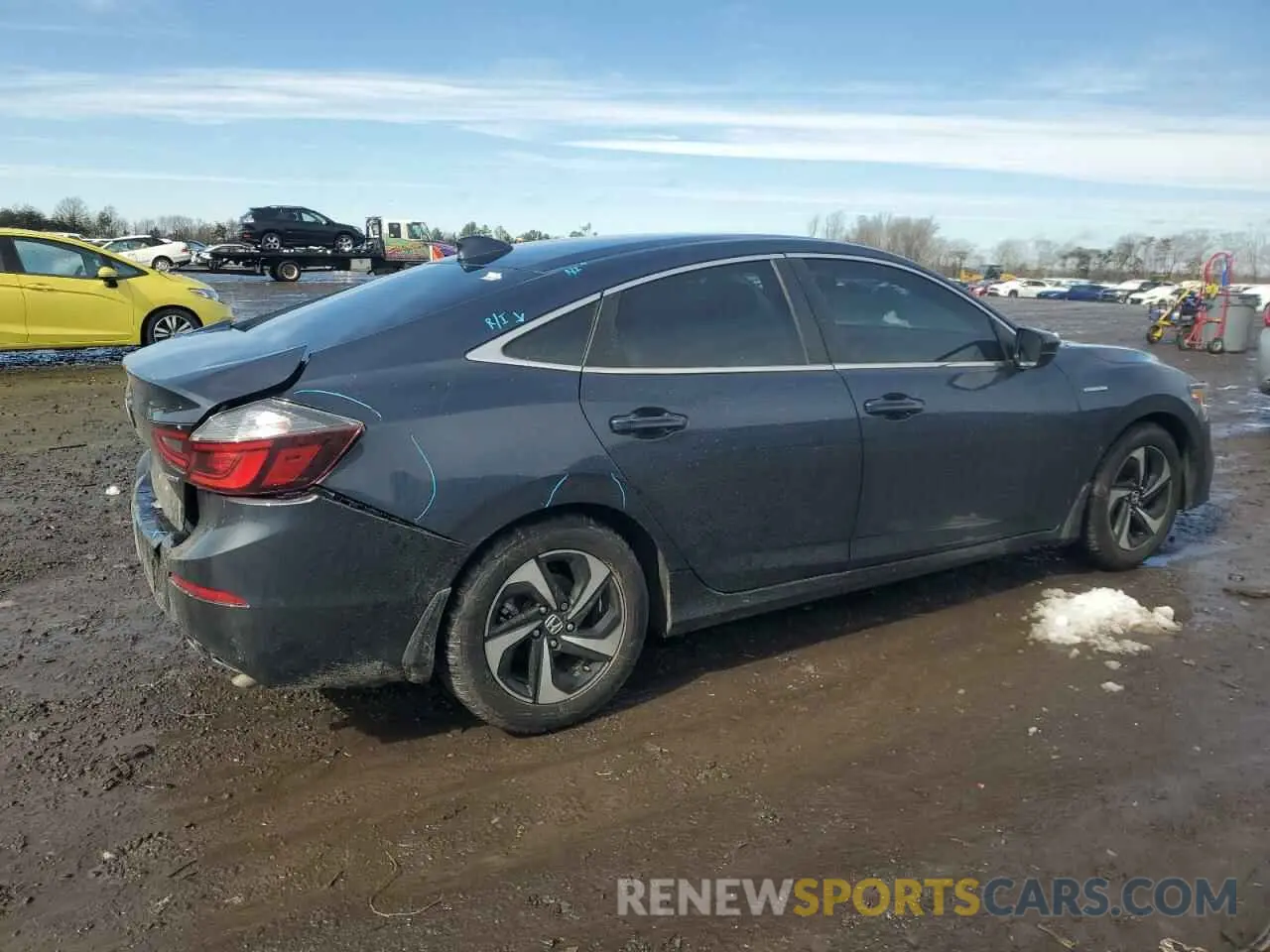 3 Photograph of a damaged car 19XZE4F5XNE011864 HONDA INSIGHT 2022