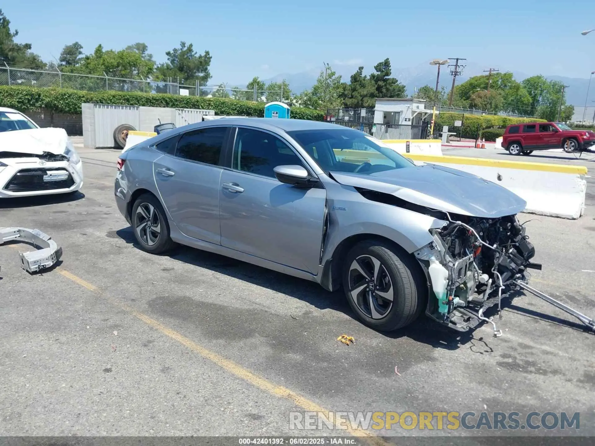 1 Photograph of a damaged car 19XZE4F5XNE015879 HONDA INSIGHT 2022