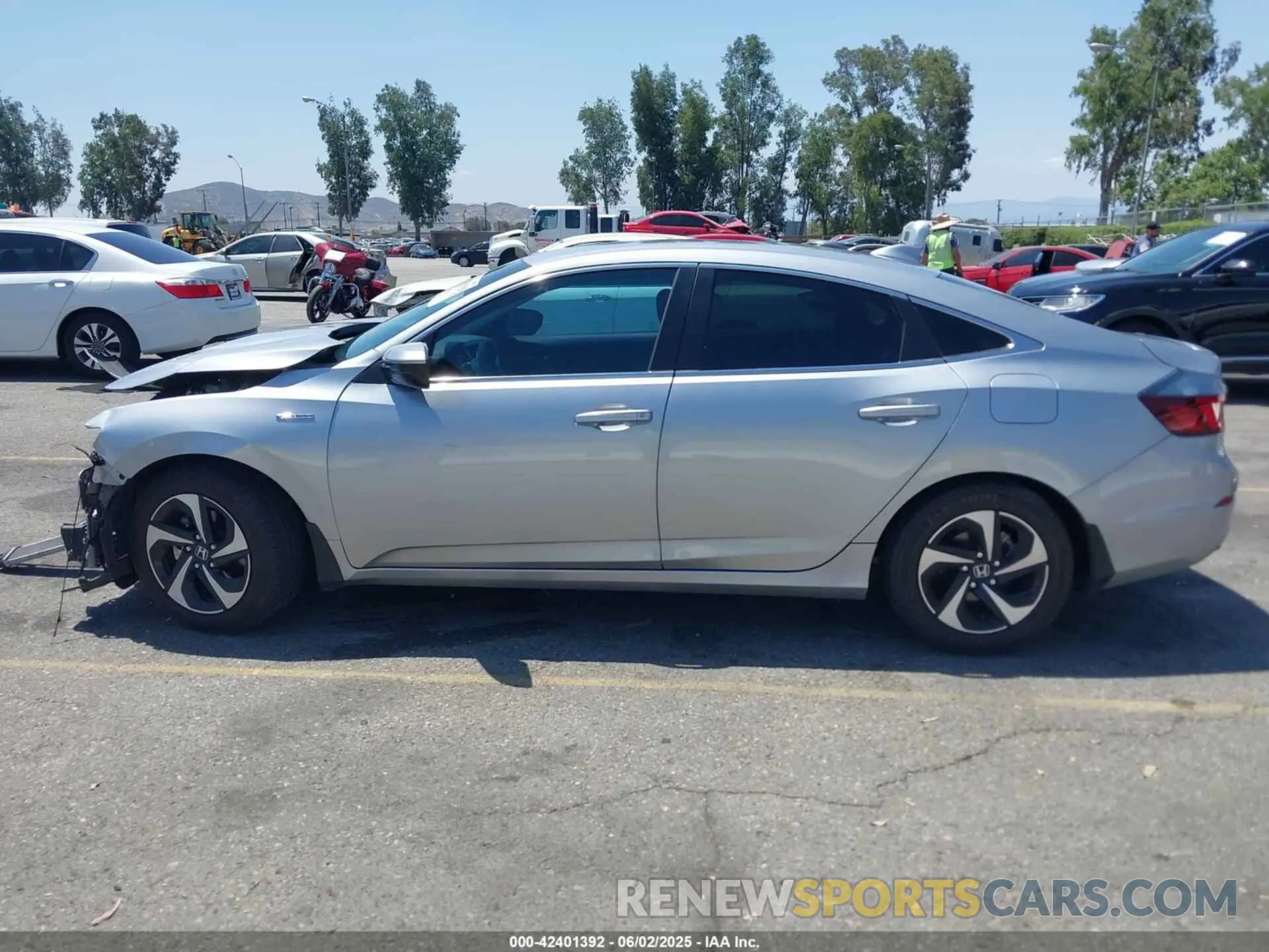15 Photograph of a damaged car 19XZE4F5XNE015879 HONDA INSIGHT 2022
