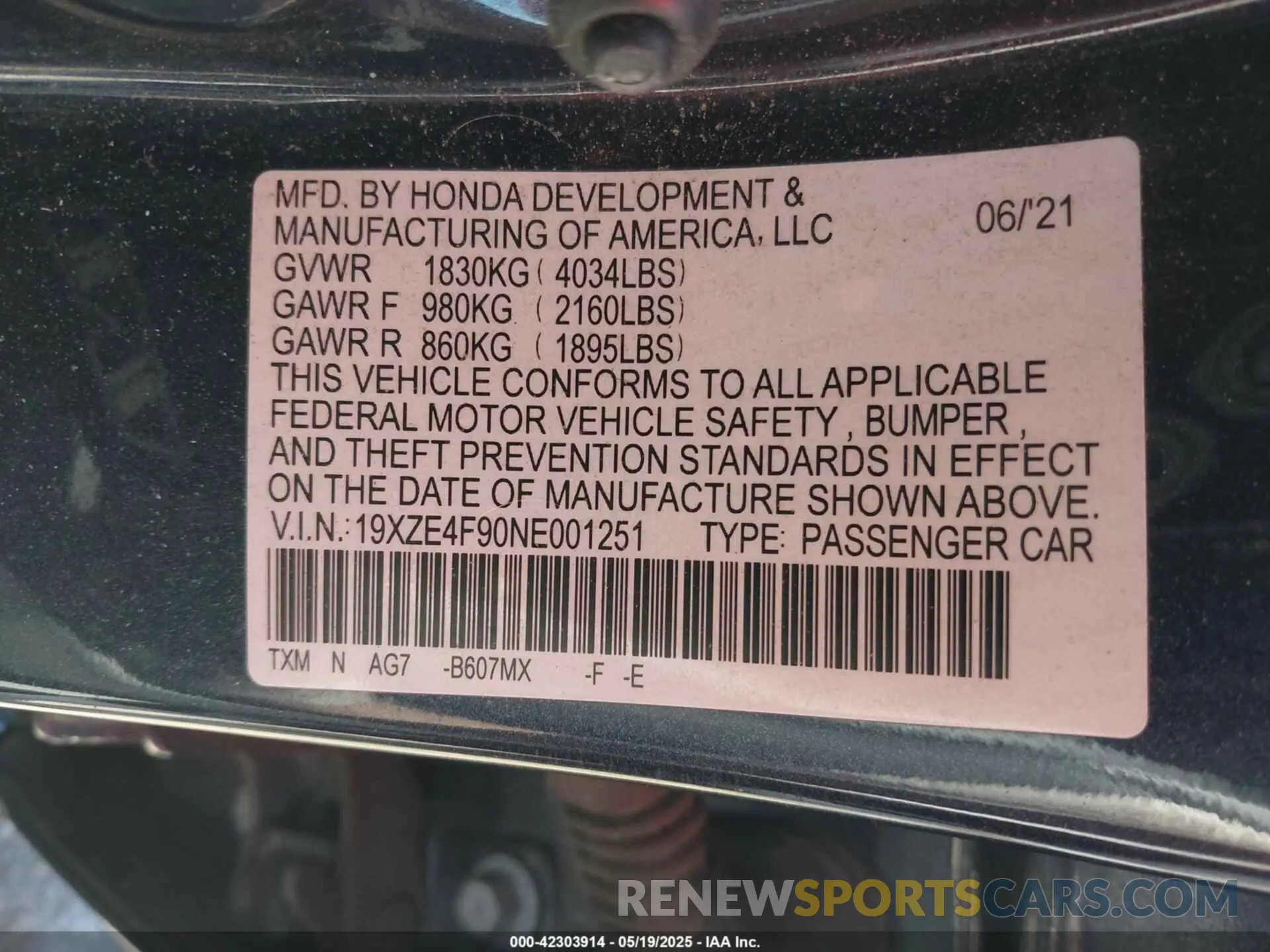 9 Photograph of a damaged car 19XZE4F90NE001251 HONDA INSIGHT 2022
