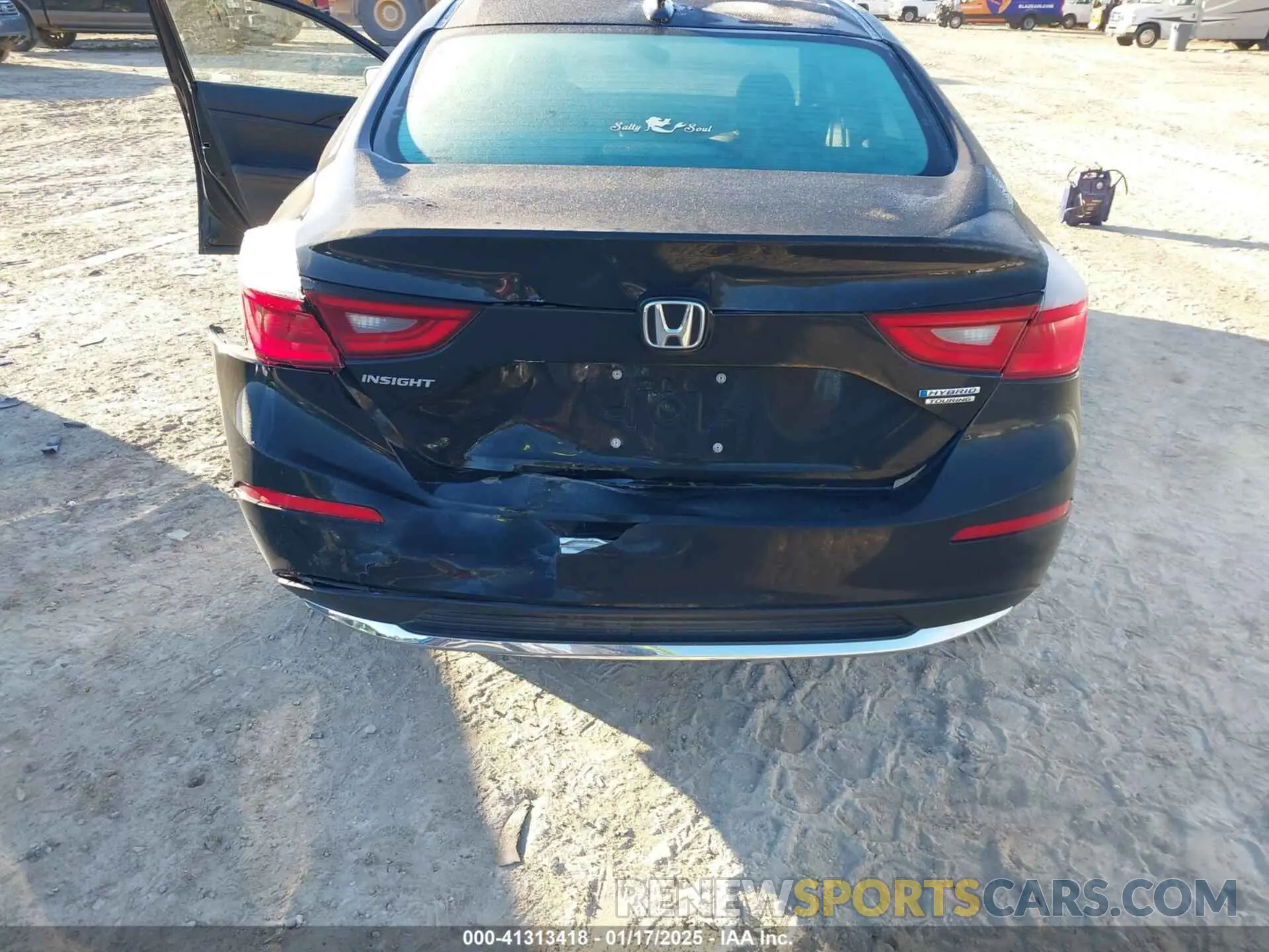 6 Photograph of a damaged car 19XZE4F90NE008894 HONDA INSIGHT 2022