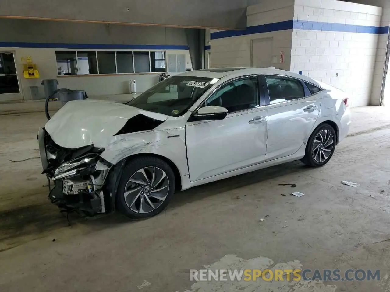 1 Photograph of a damaged car 19XZE4F94NE015248 HONDA INSIGHT 2022