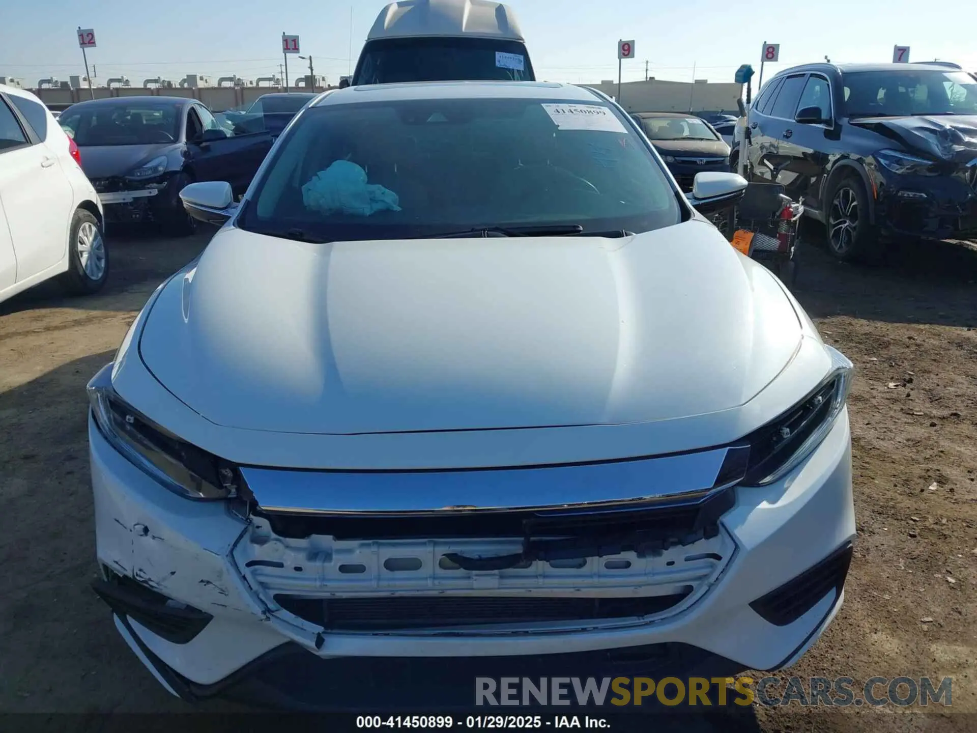 11 Photograph of a damaged car 19XZE4F95NE017767 HONDA INSIGHT 2022