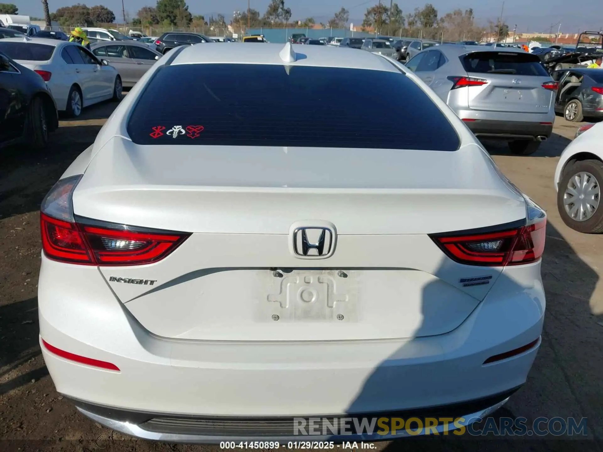 15 Photograph of a damaged car 19XZE4F95NE017767 HONDA INSIGHT 2022