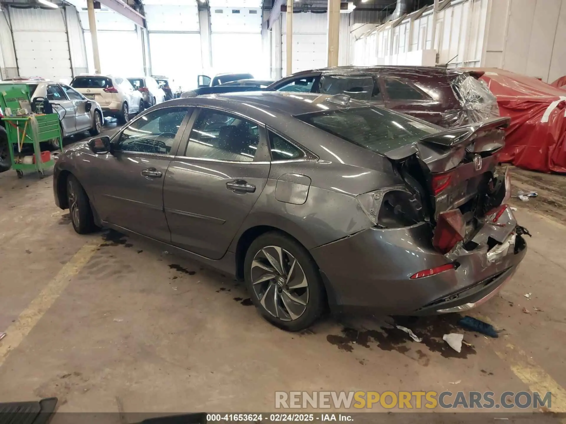 3 Photograph of a damaged car 19XZE4F96NE008687 HONDA INSIGHT 2022