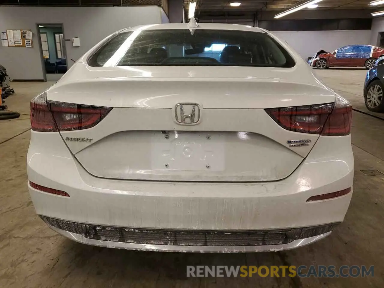 6 Photograph of a damaged car 19XZE4F97NE005510 HONDA INSIGHT 2022