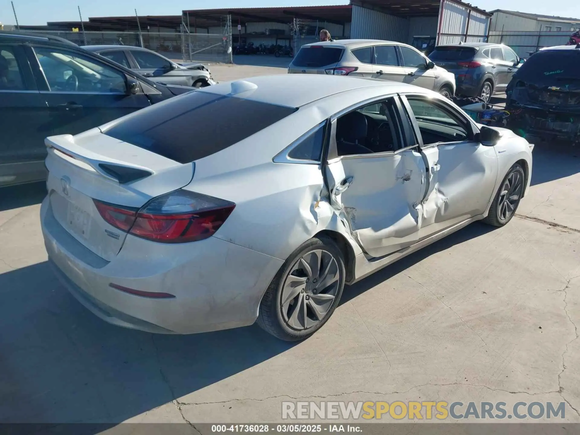 4 Photograph of a damaged car 19XZE4F9XNE001306 HONDA INSIGHT 2022