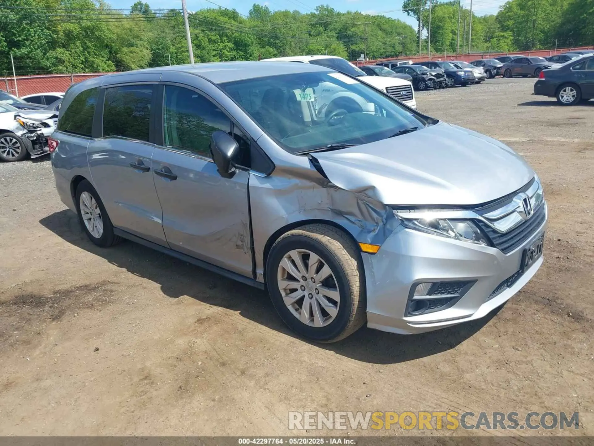 1 Photograph of a damaged car 5FNRL6H25KB022751 HONDA ODYSSEY 2019