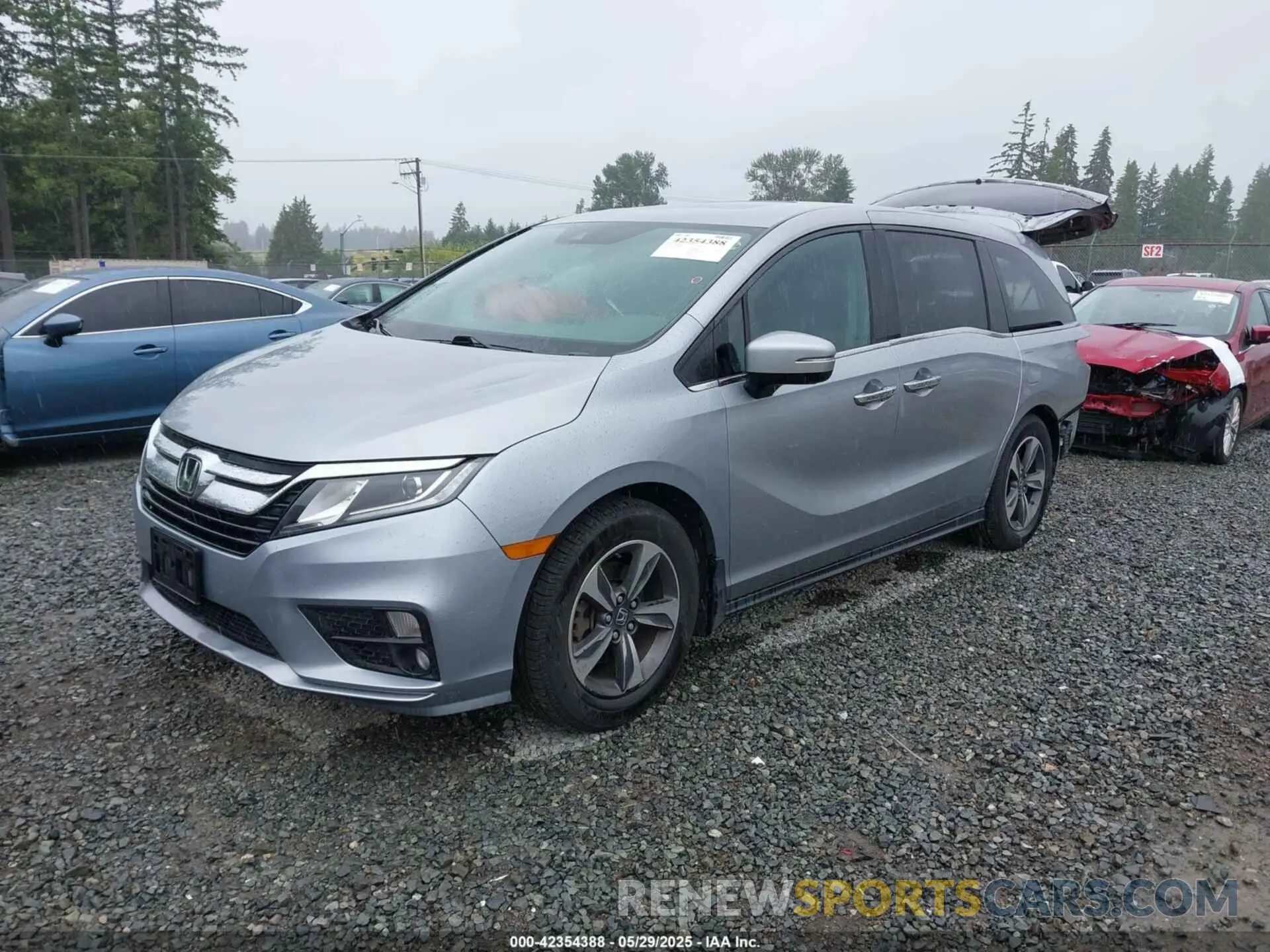 2 Photograph of a damaged car 5FNRL6H46KB504498 HONDA ODYSSEY 2019