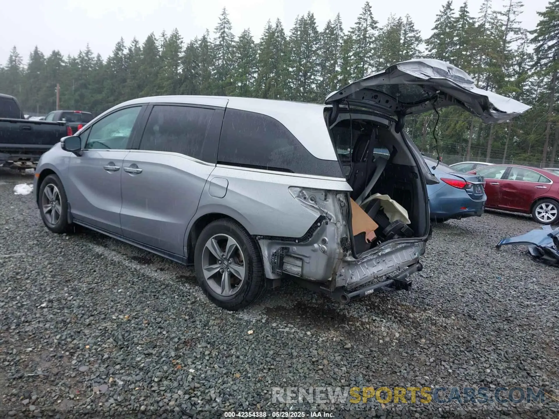 3 Photograph of a damaged car 5FNRL6H46KB504498 HONDA ODYSSEY 2019