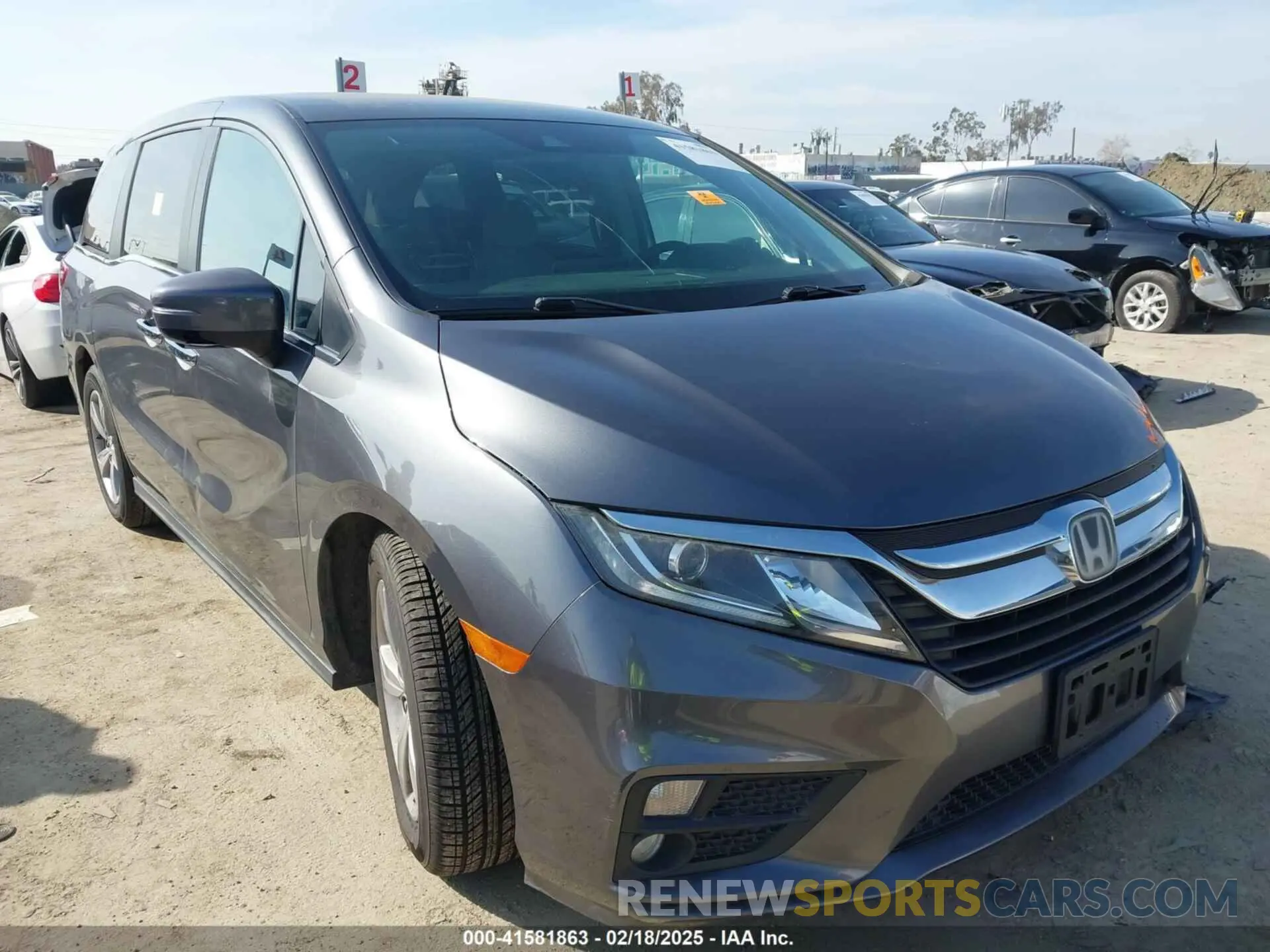 1 Photograph of a damaged car 5FNRL6H51KB127099 HONDA ODYSSEY 2019