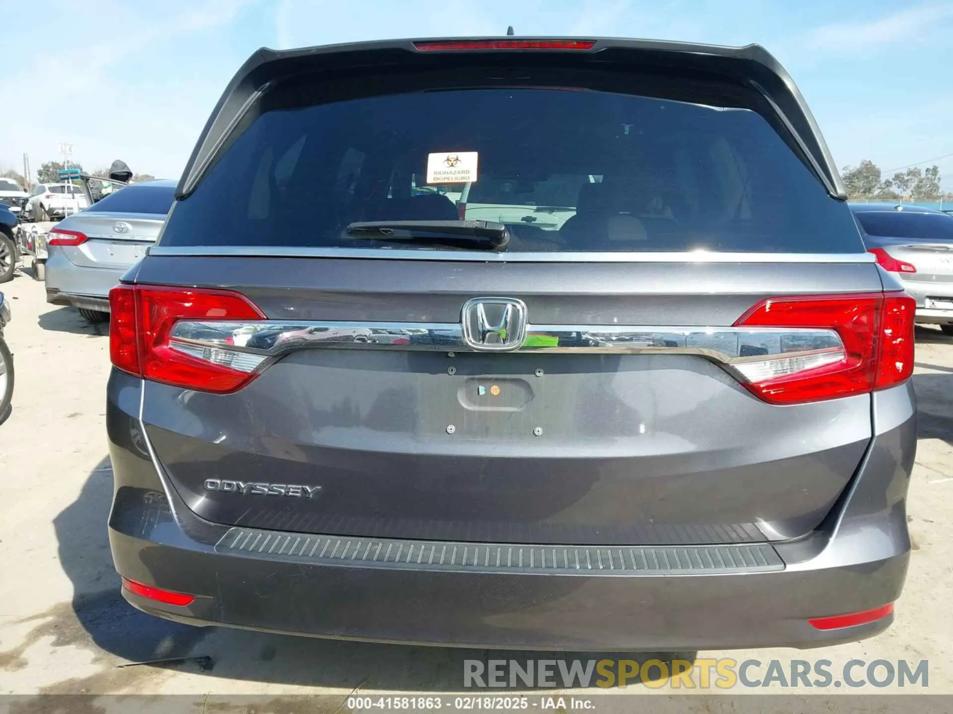 16 Photograph of a damaged car 5FNRL6H51KB127099 HONDA ODYSSEY 2019