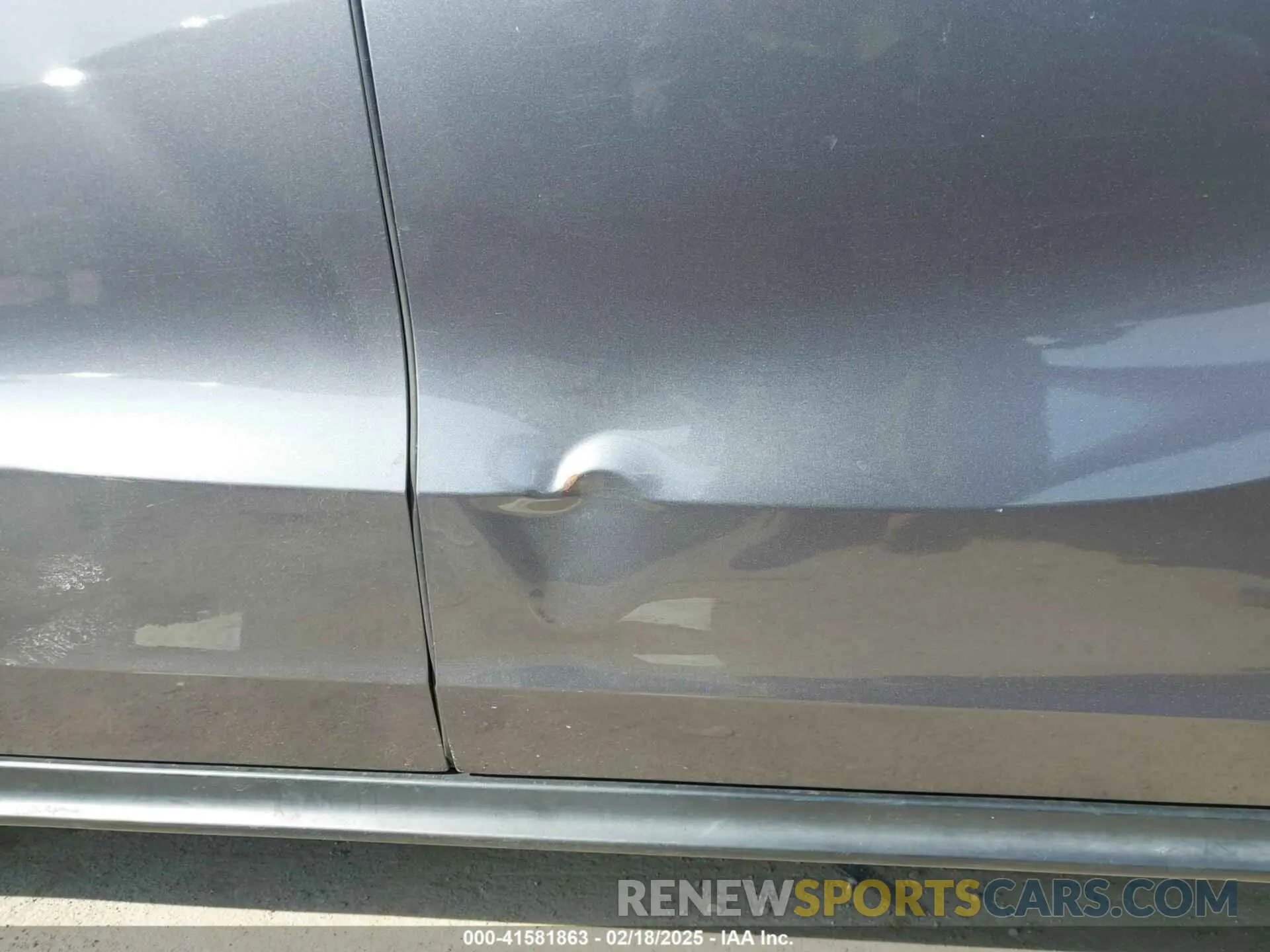 19 Photograph of a damaged car 5FNRL6H51KB127099 HONDA ODYSSEY 2019