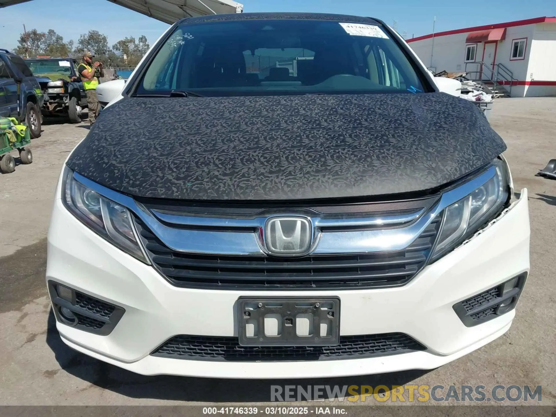 12 Photograph of a damaged car 5FNRL6H52KB087762 HONDA ODYSSEY 2019