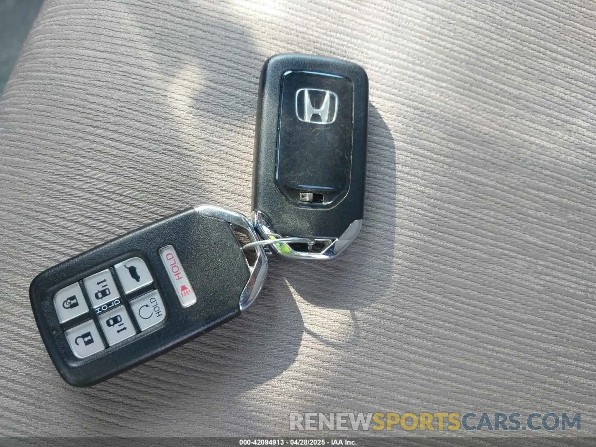 11 Photograph of a damaged car 5FNRL6H52KB121294 HONDA ODYSSEY 2019