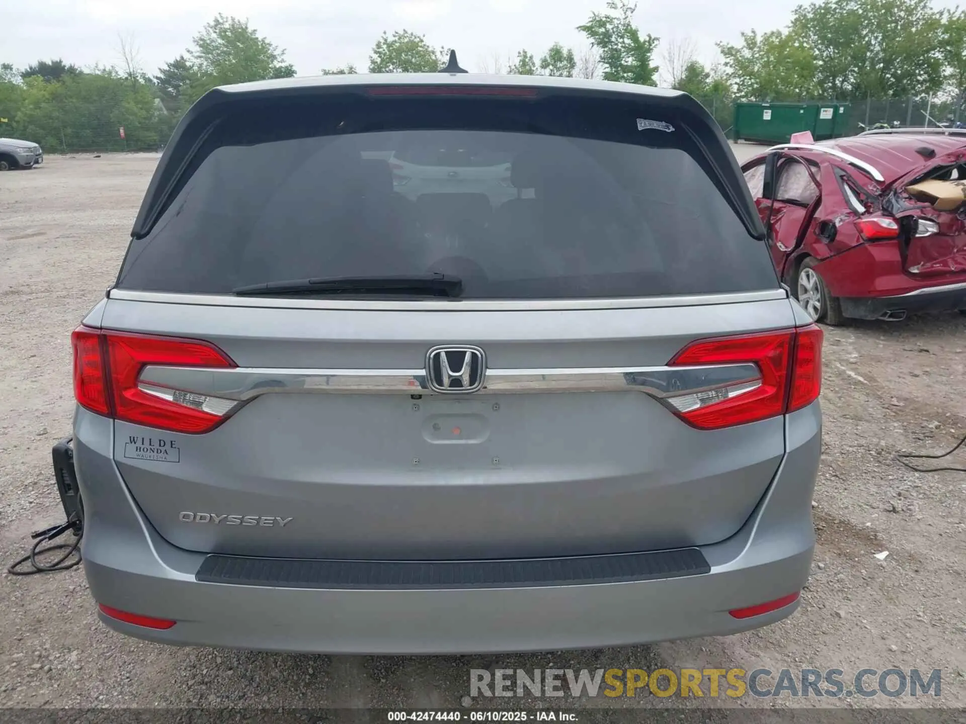 16 Photograph of a damaged car 5FNRL6H53KB129212 HONDA ODYSSEY 2019