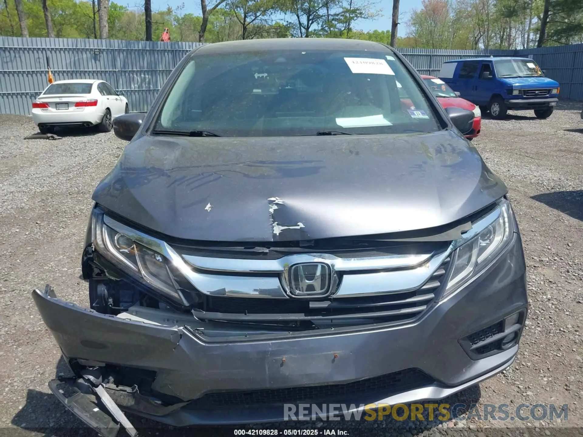 12 Photograph of a damaged car 5FNRL6H53KB137441 HONDA ODYSSEY 2019