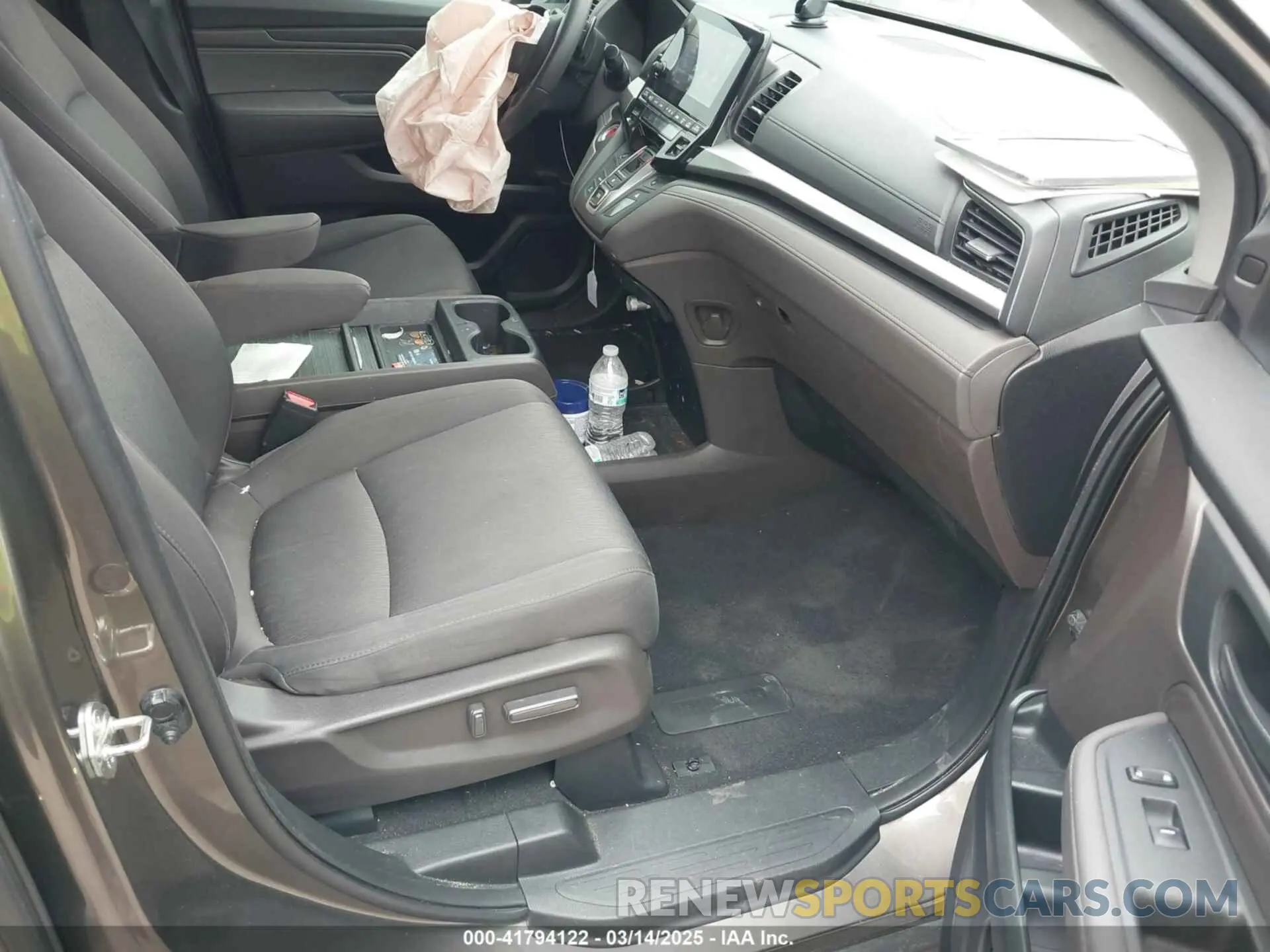 5 Photograph of a damaged car 5FNRL6H57KB049802 HONDA ODYSSEY 2019