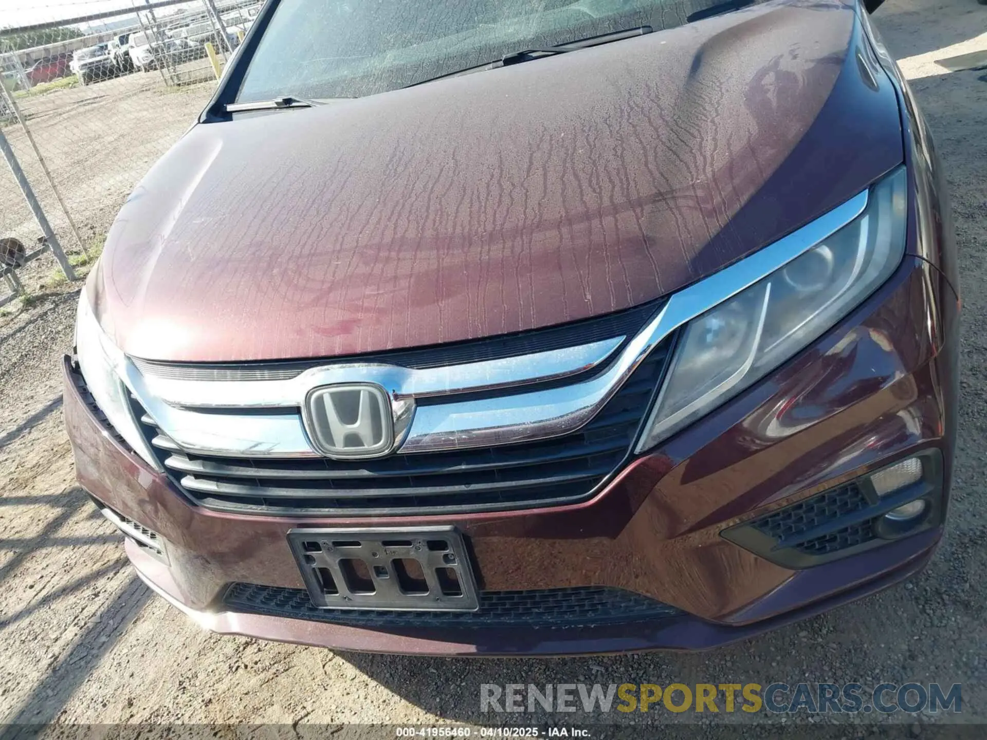12 Photograph of a damaged car 5FNRL6H57KB133182 HONDA ODYSSEY 2019