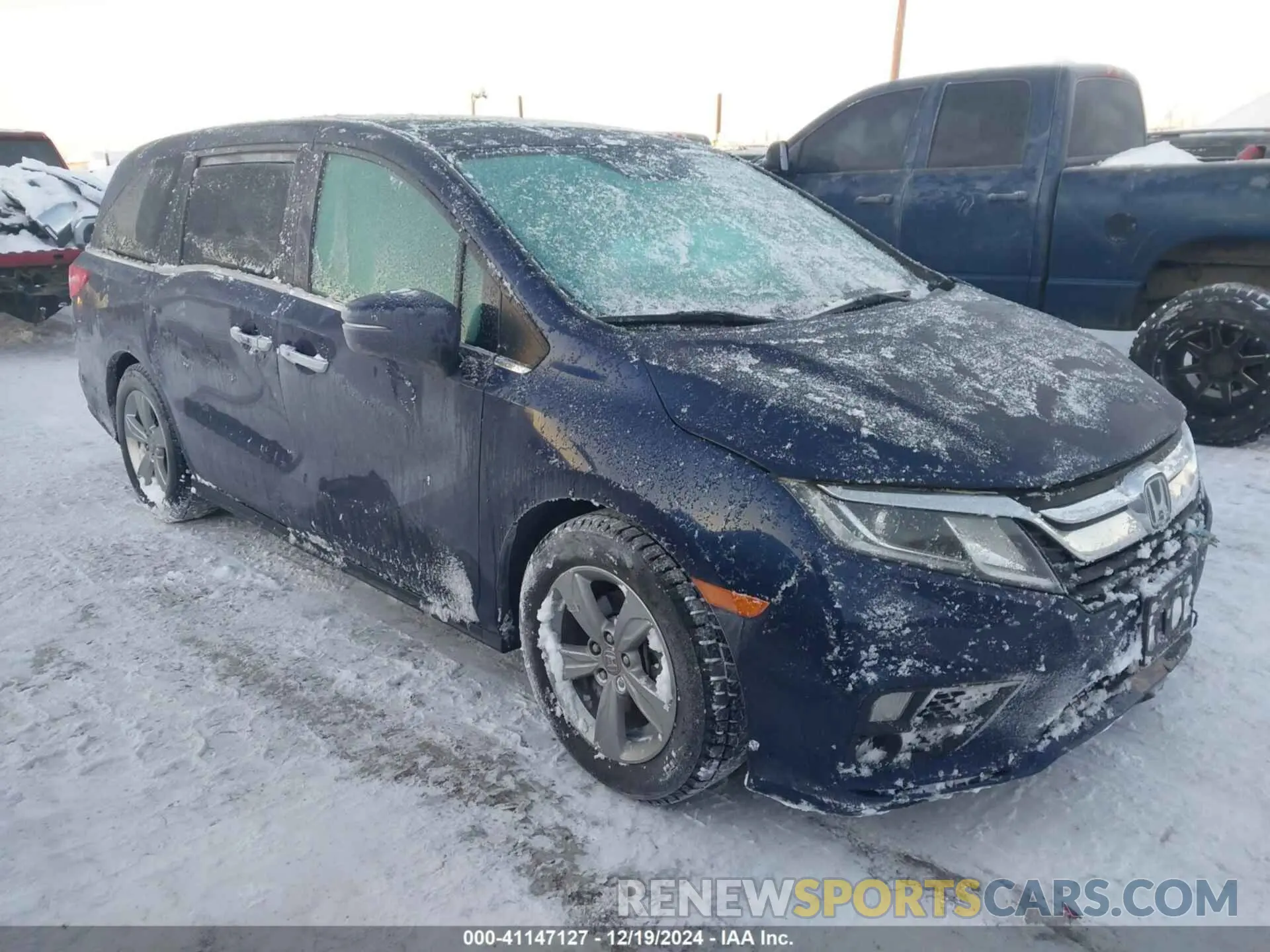1 Photograph of a damaged car 5FNRL6H58KB070075 HONDA ODYSSEY 2019