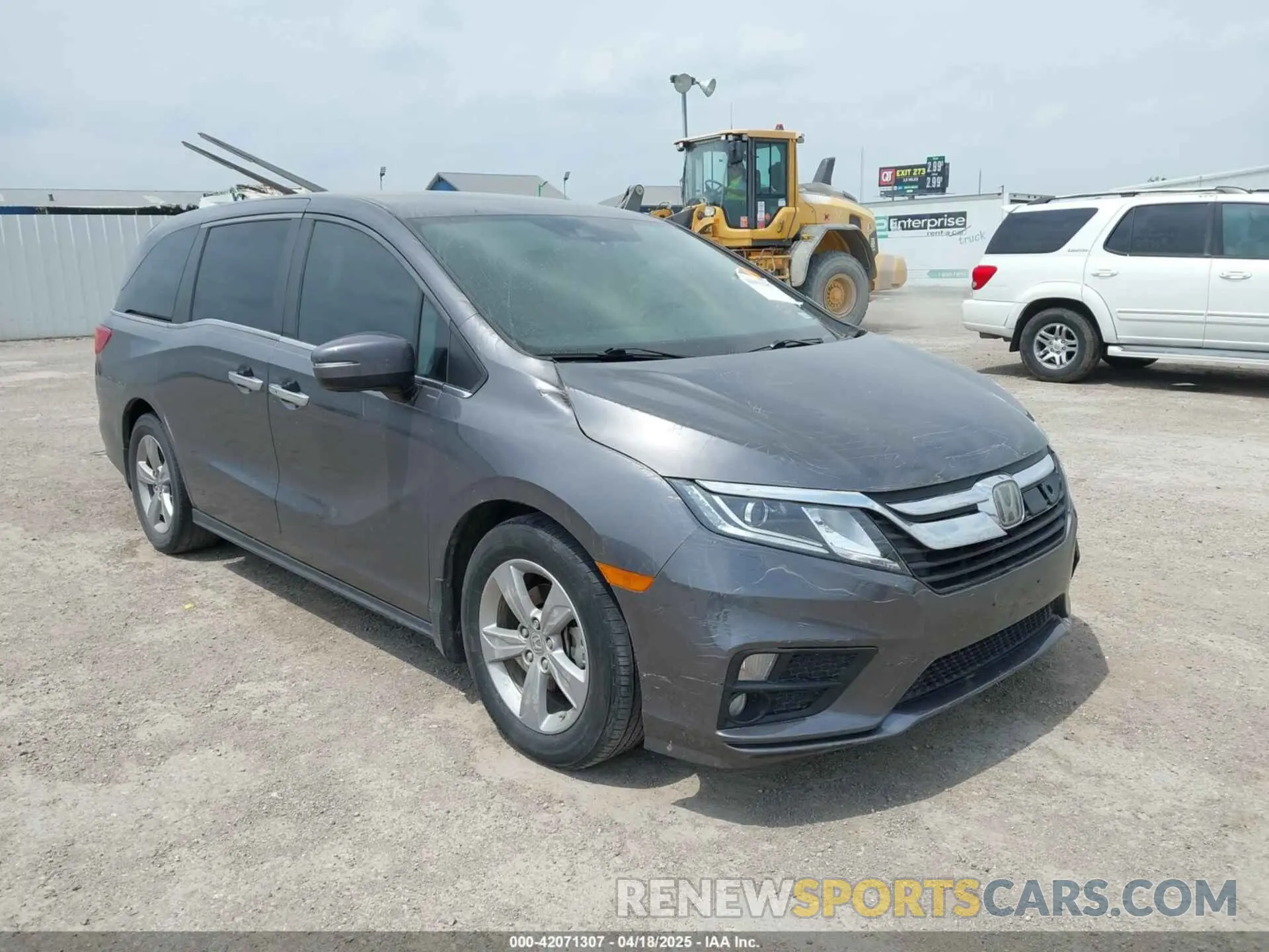 1 Photograph of a damaged car 5FNRL6H59KB101401 HONDA ODYSSEY 2019